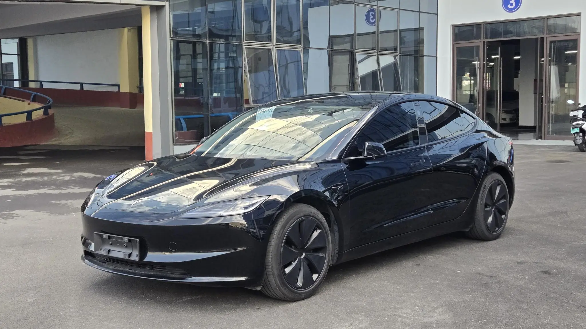 Tesla Model 3  из Китая