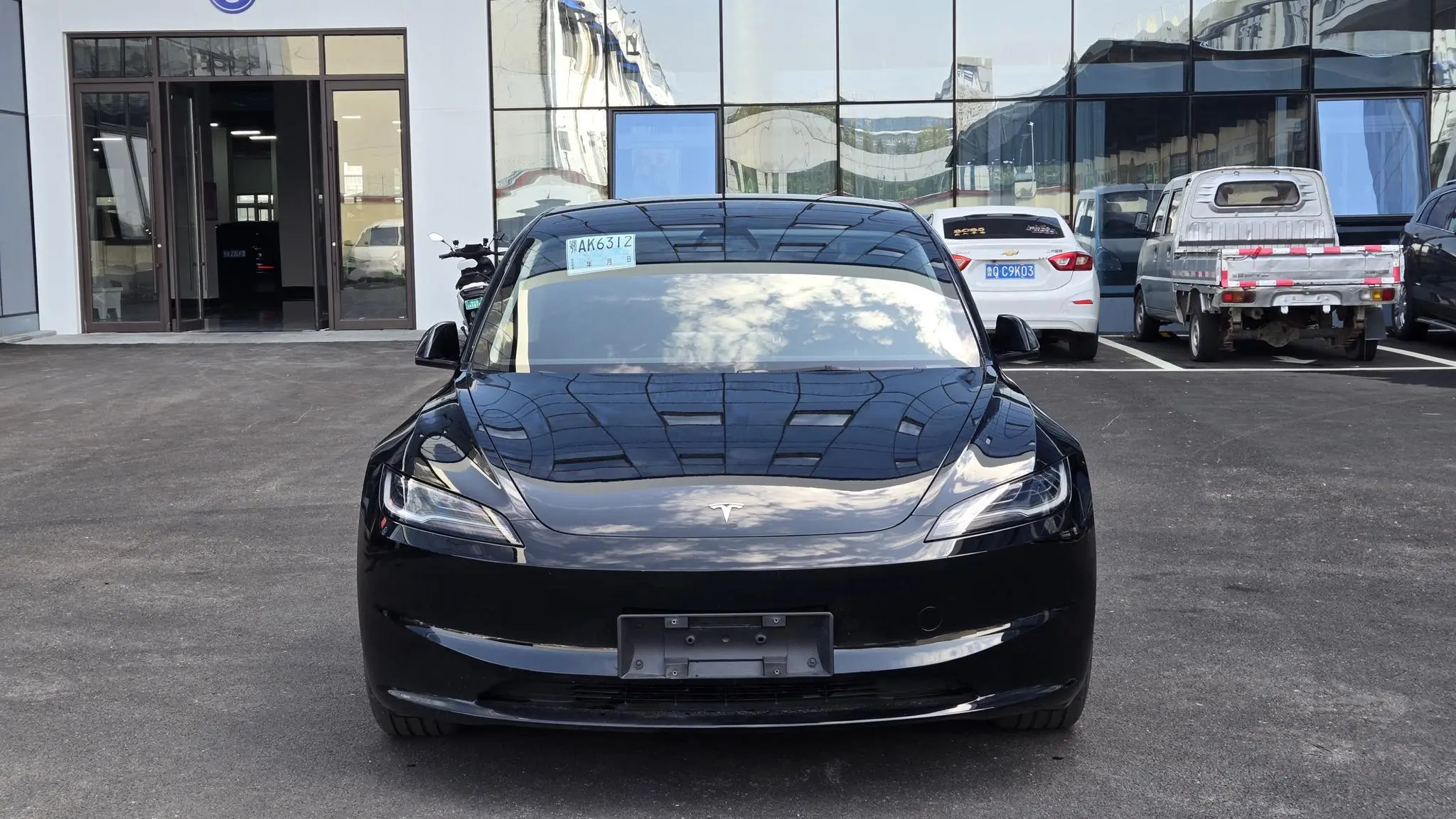 Tesla Model 3  из Китая