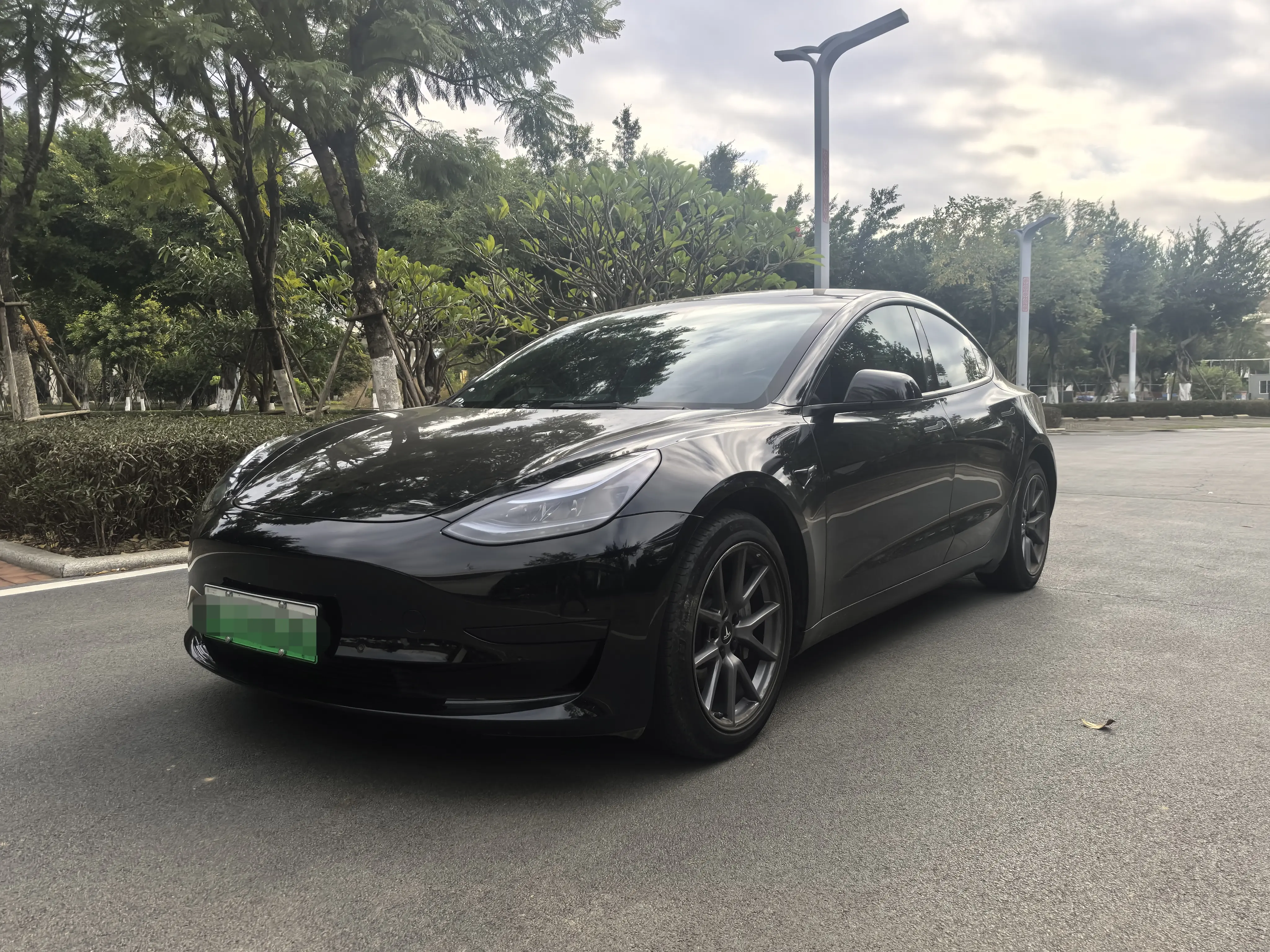 Tesla Model 3  из Китая
