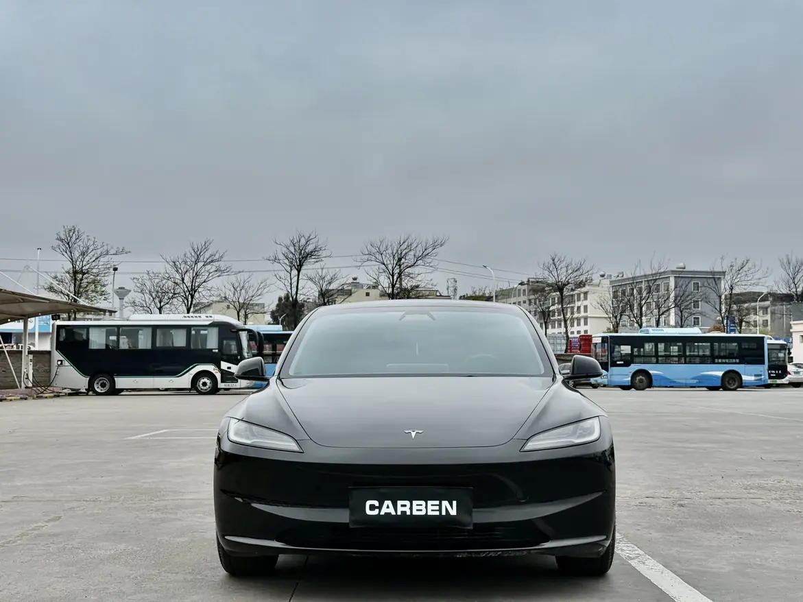 Tesla Model 3  из Китая