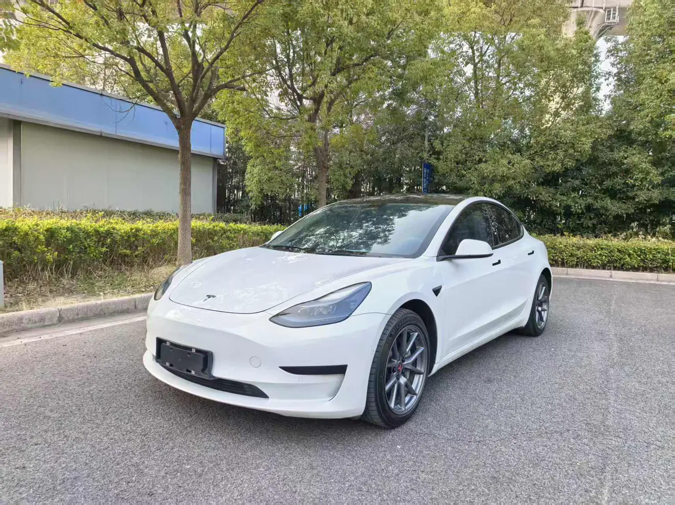 Tesla Model 3  из Китая