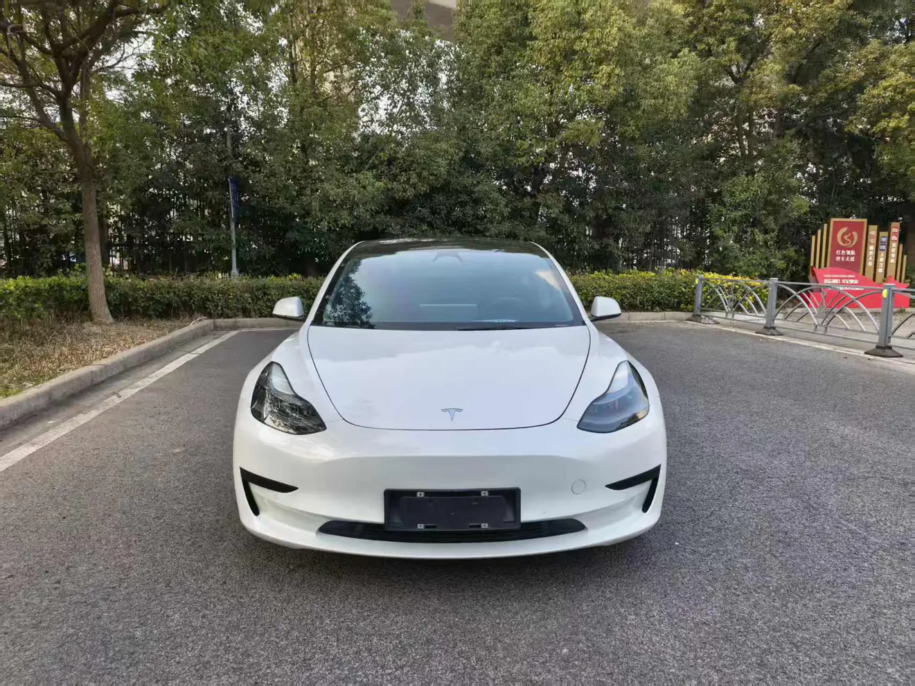 Tesla Model 3  из Китая