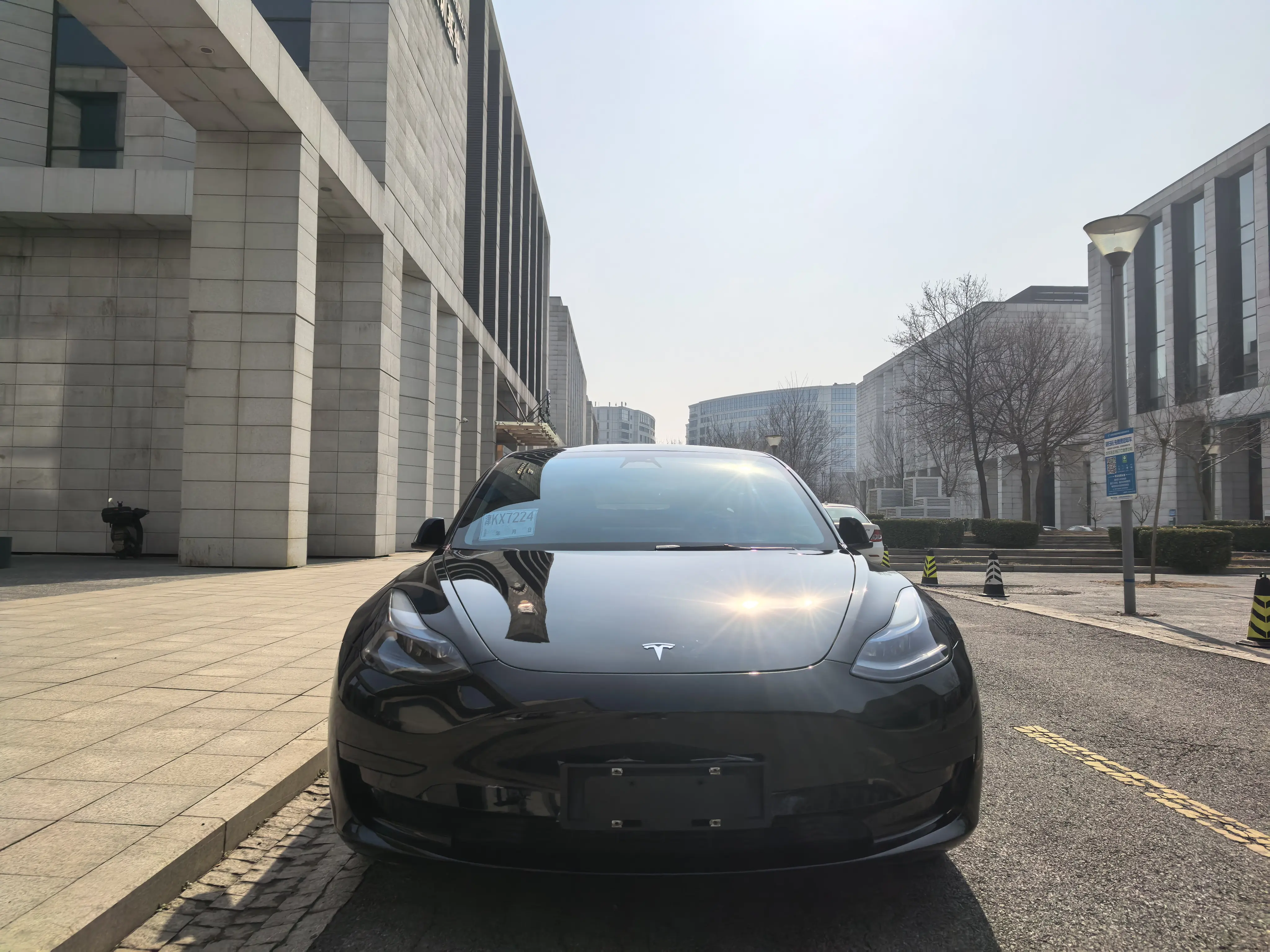 Tesla Model 3  из Китая