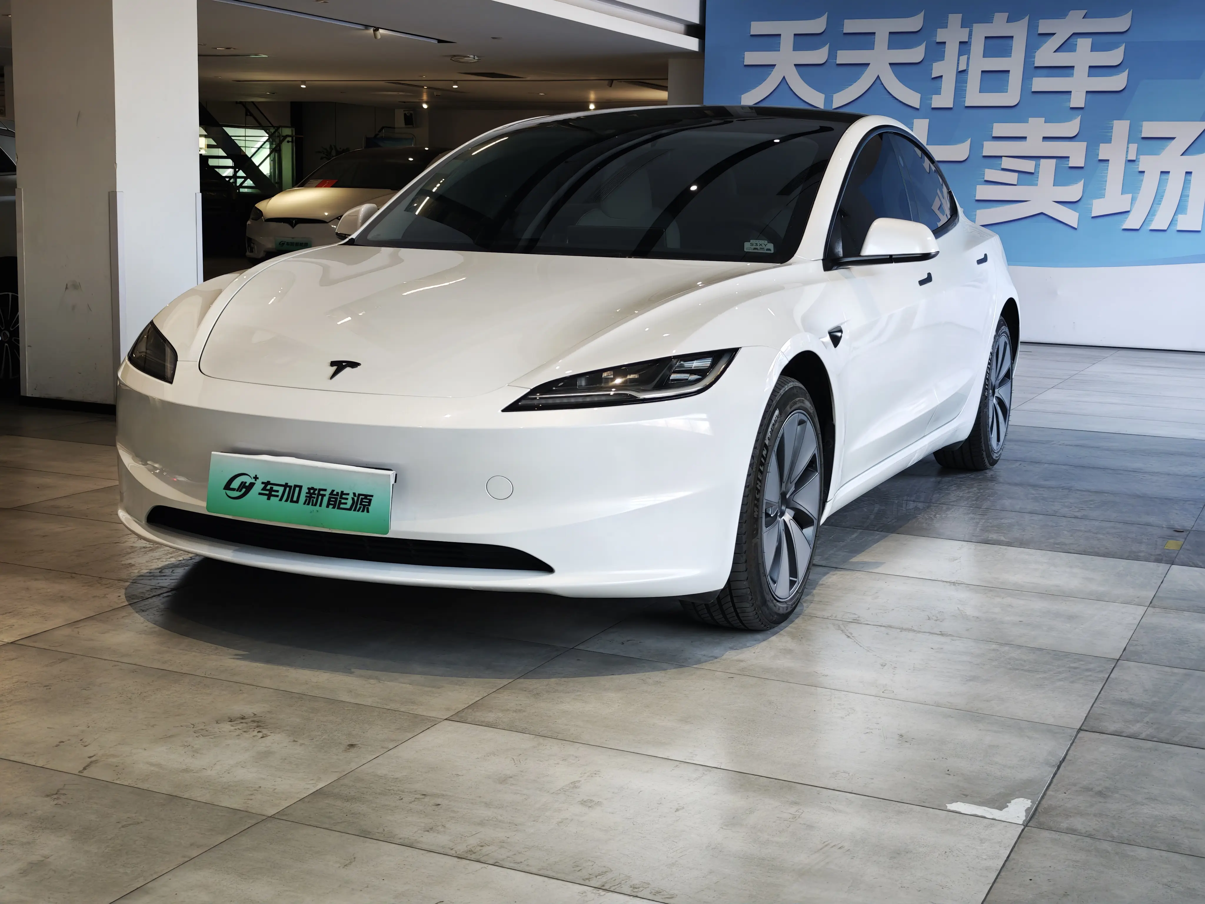 Tesla Model 3  из Китая