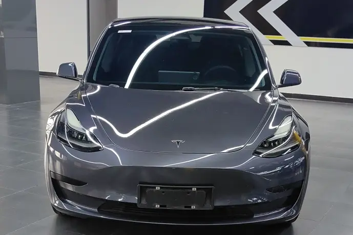 Tesla Model 3  из Китая