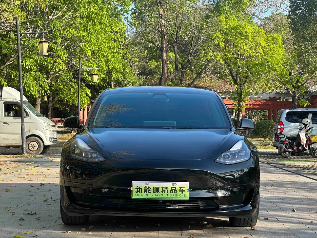 Tesla Model 3  из Китая