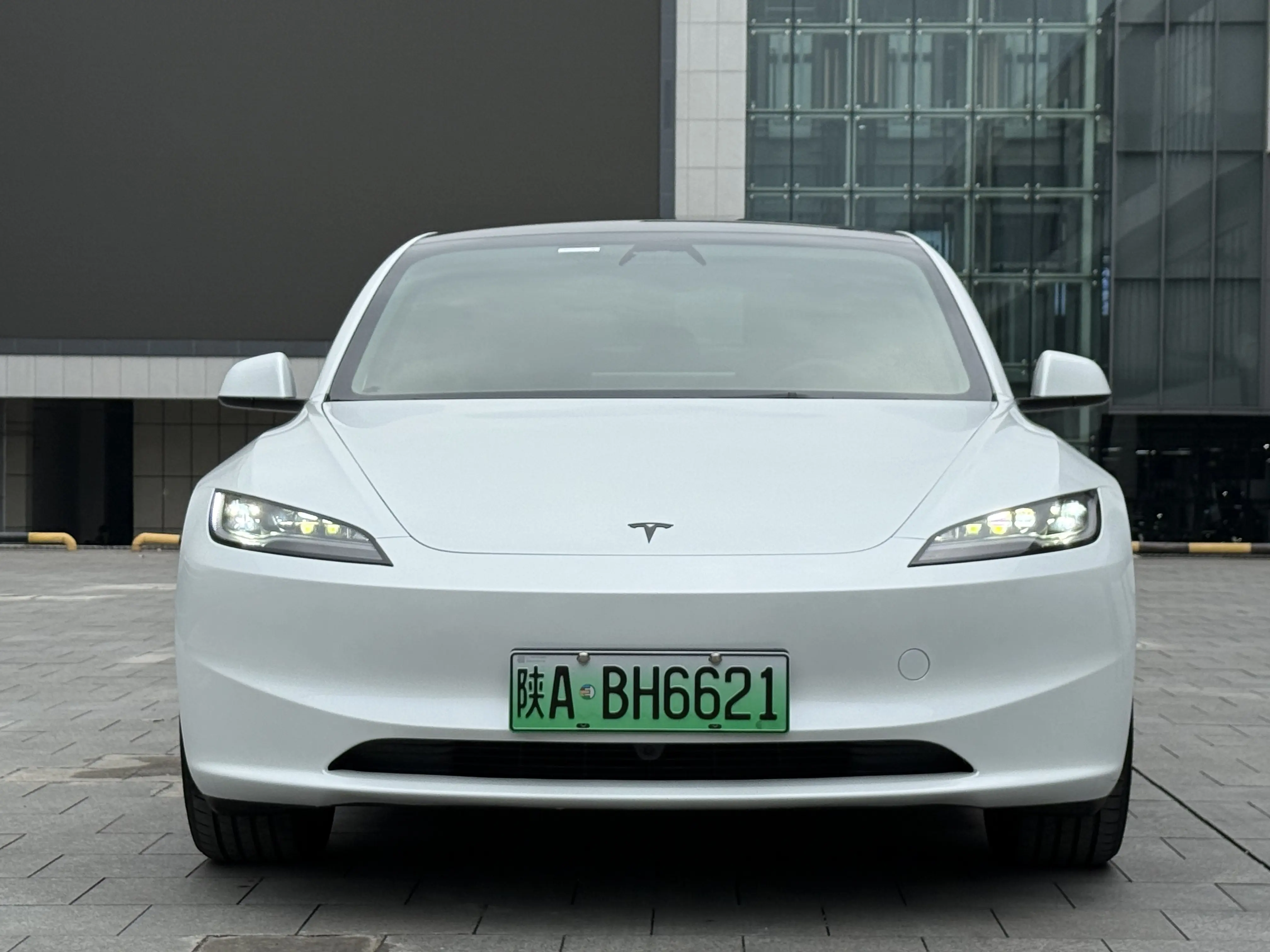 Tesla Model 3  из Китая