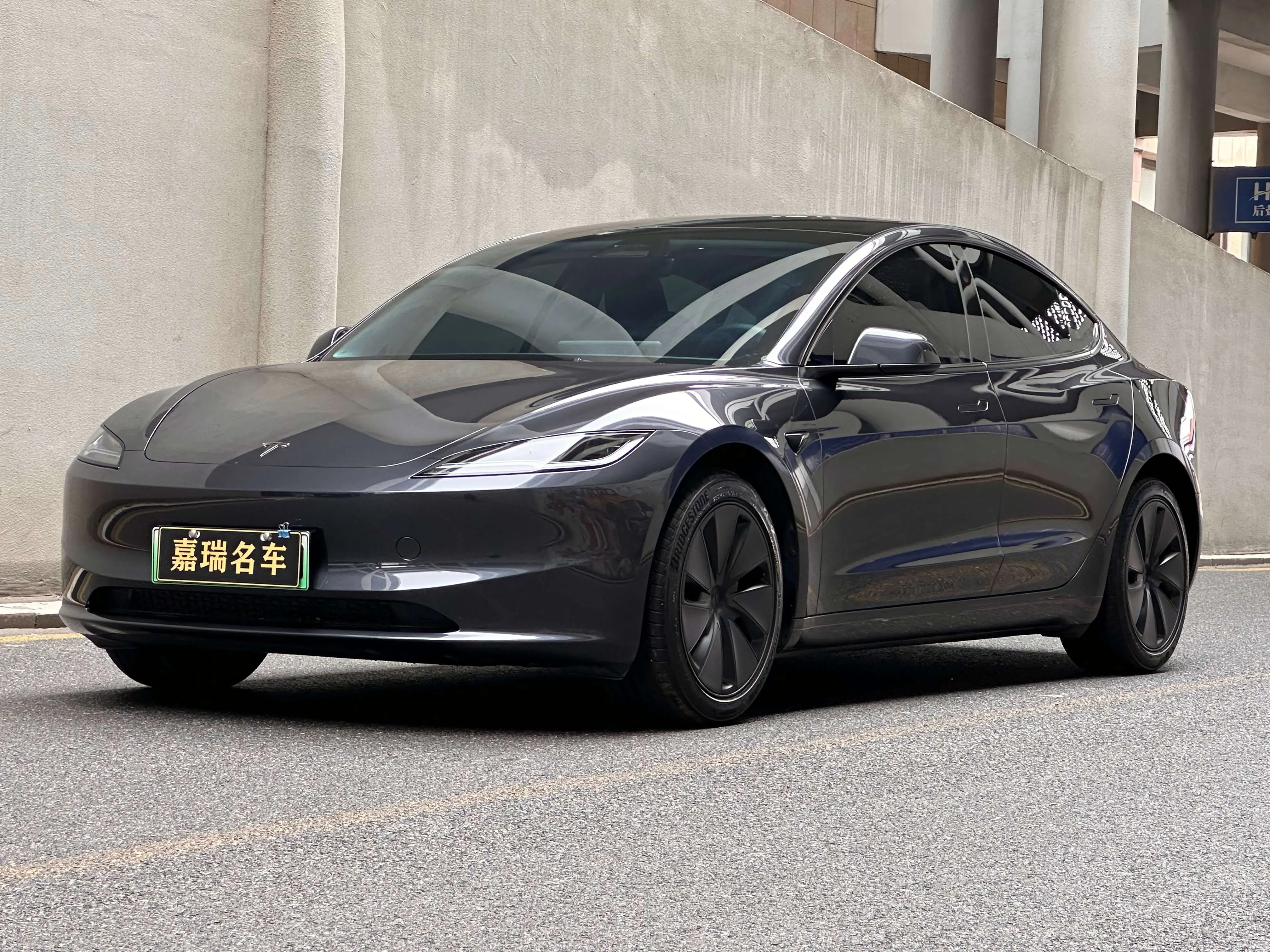 Tesla Model 3  из Китая