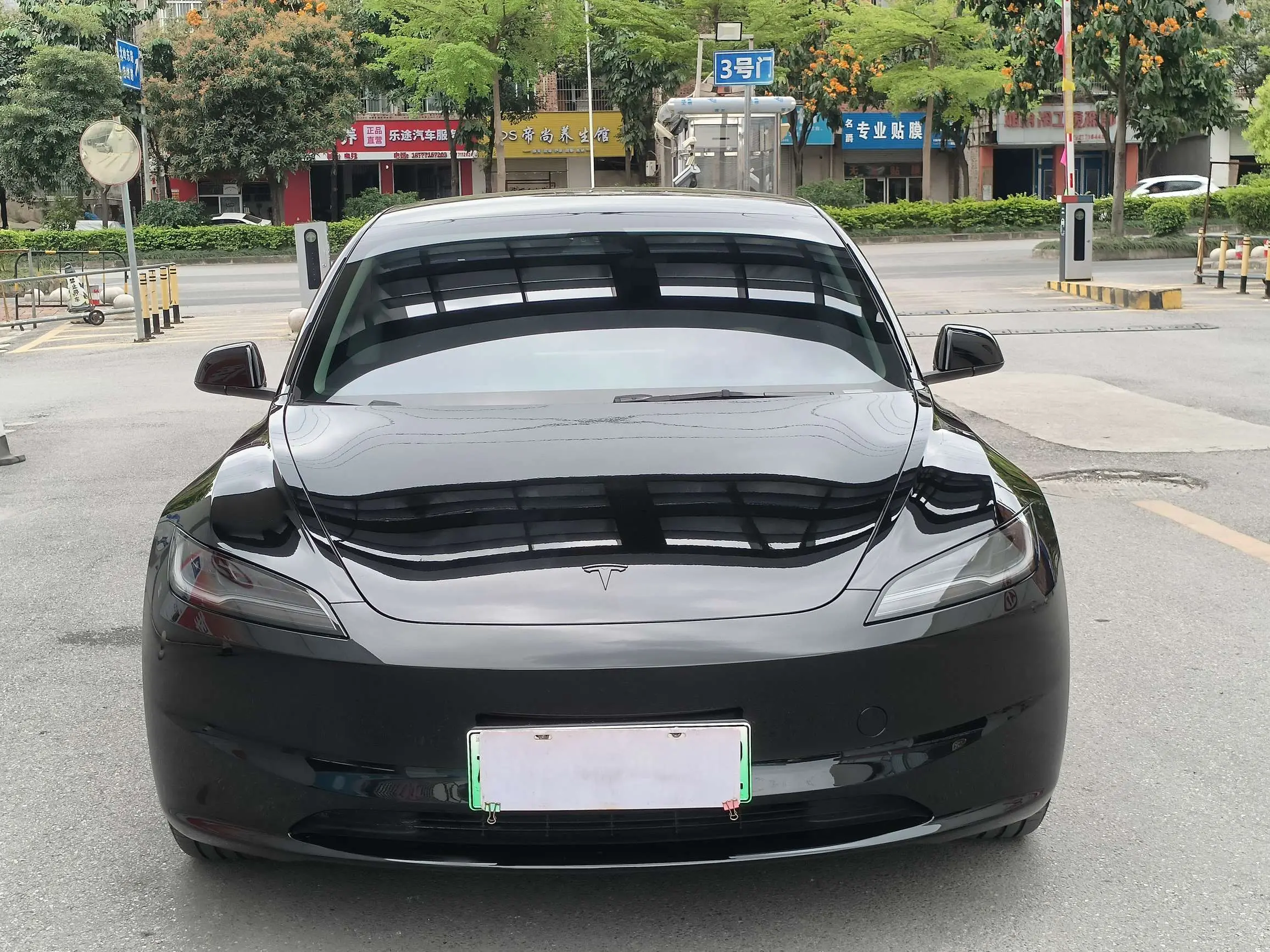 Tesla Model 3  из Китая