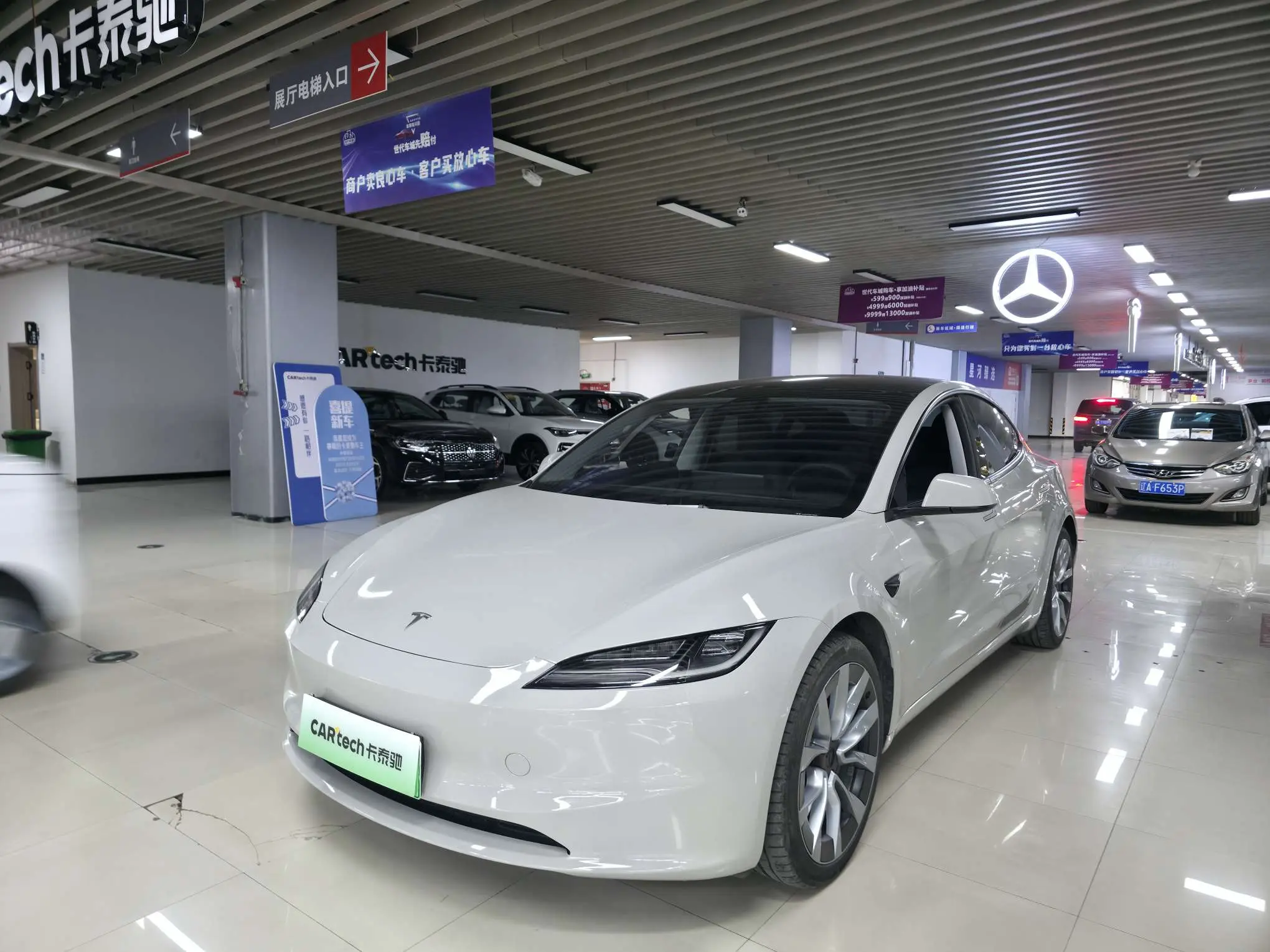 Tesla Model 3  из Китая