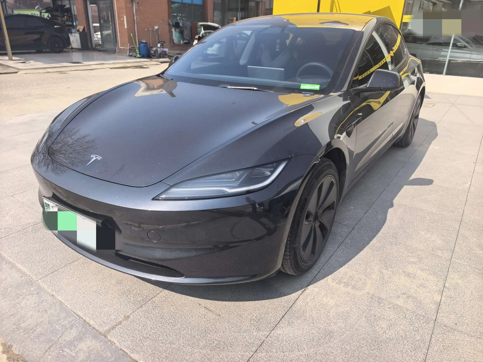 Tesla Model 3  из Китая
