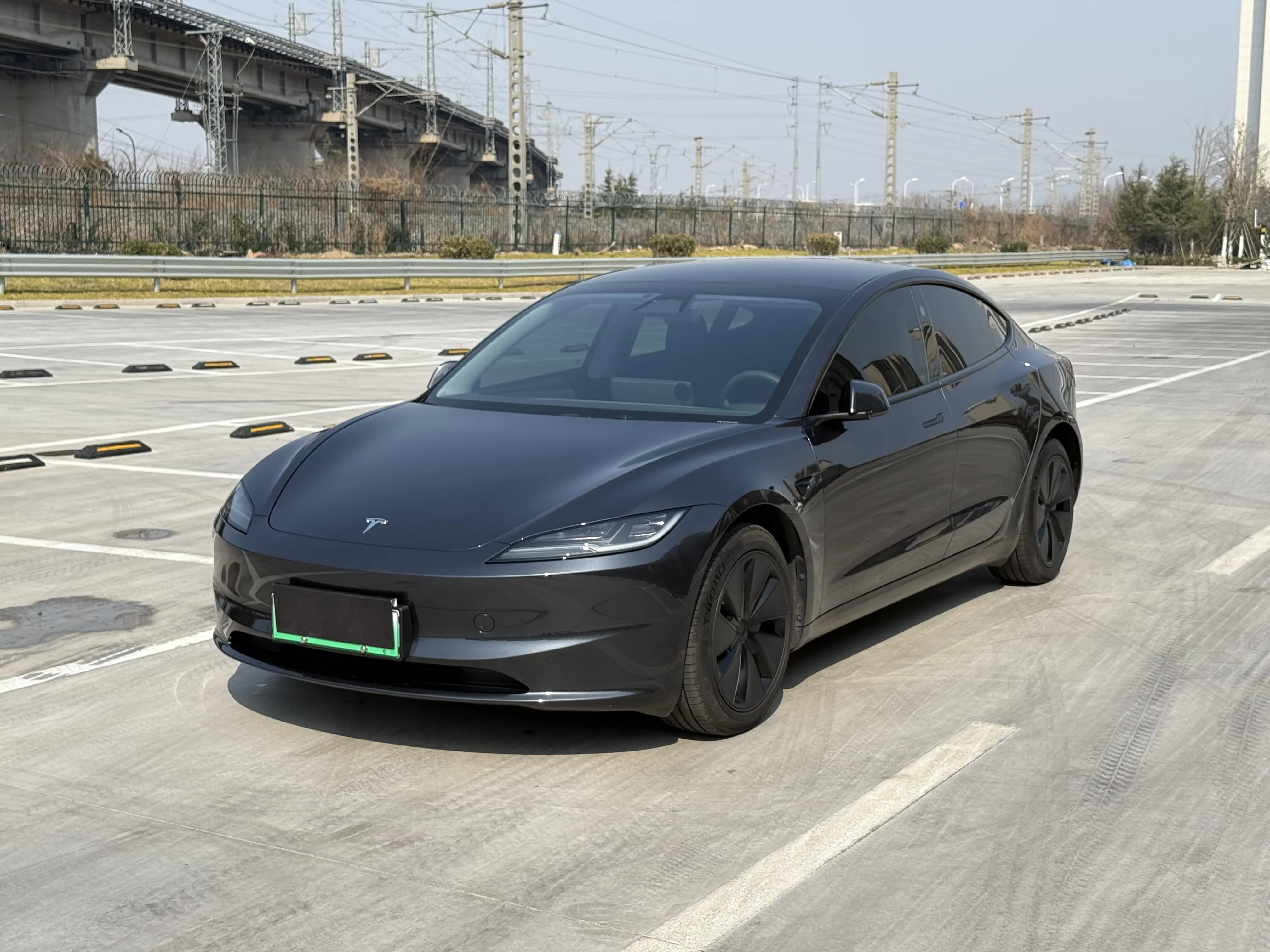 Tesla Model 3  из Китая