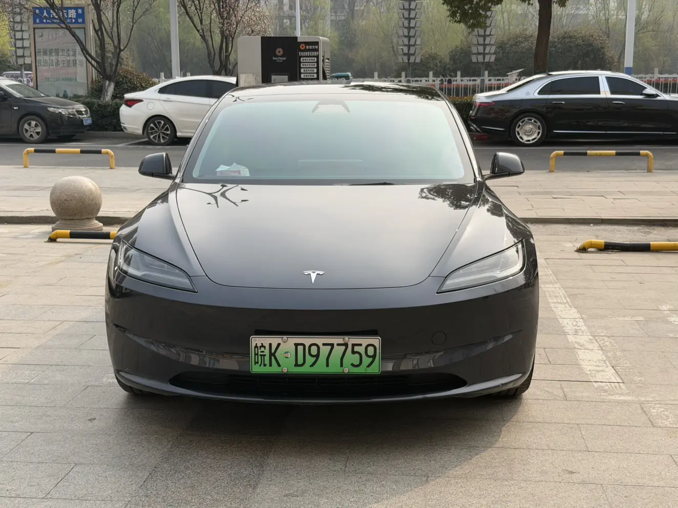 Tesla Model 3  из Китая