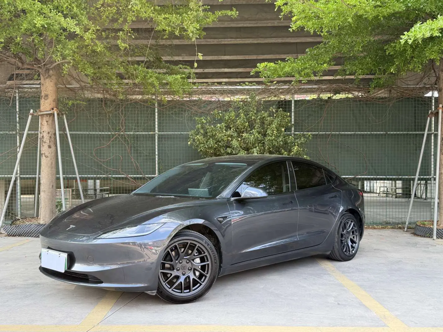 Tesla Model 3  из Китая