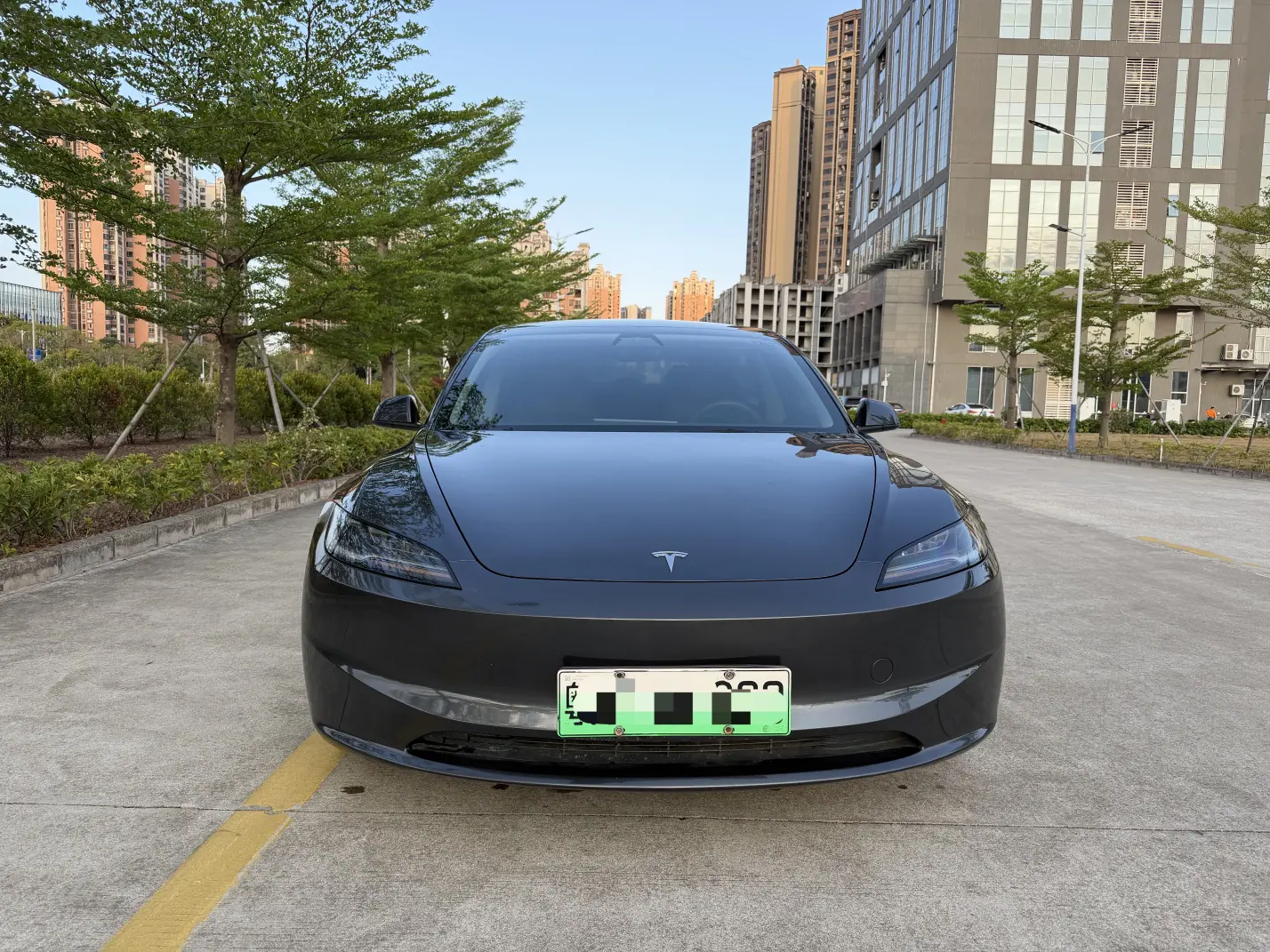 Tesla Model 3  из Китая