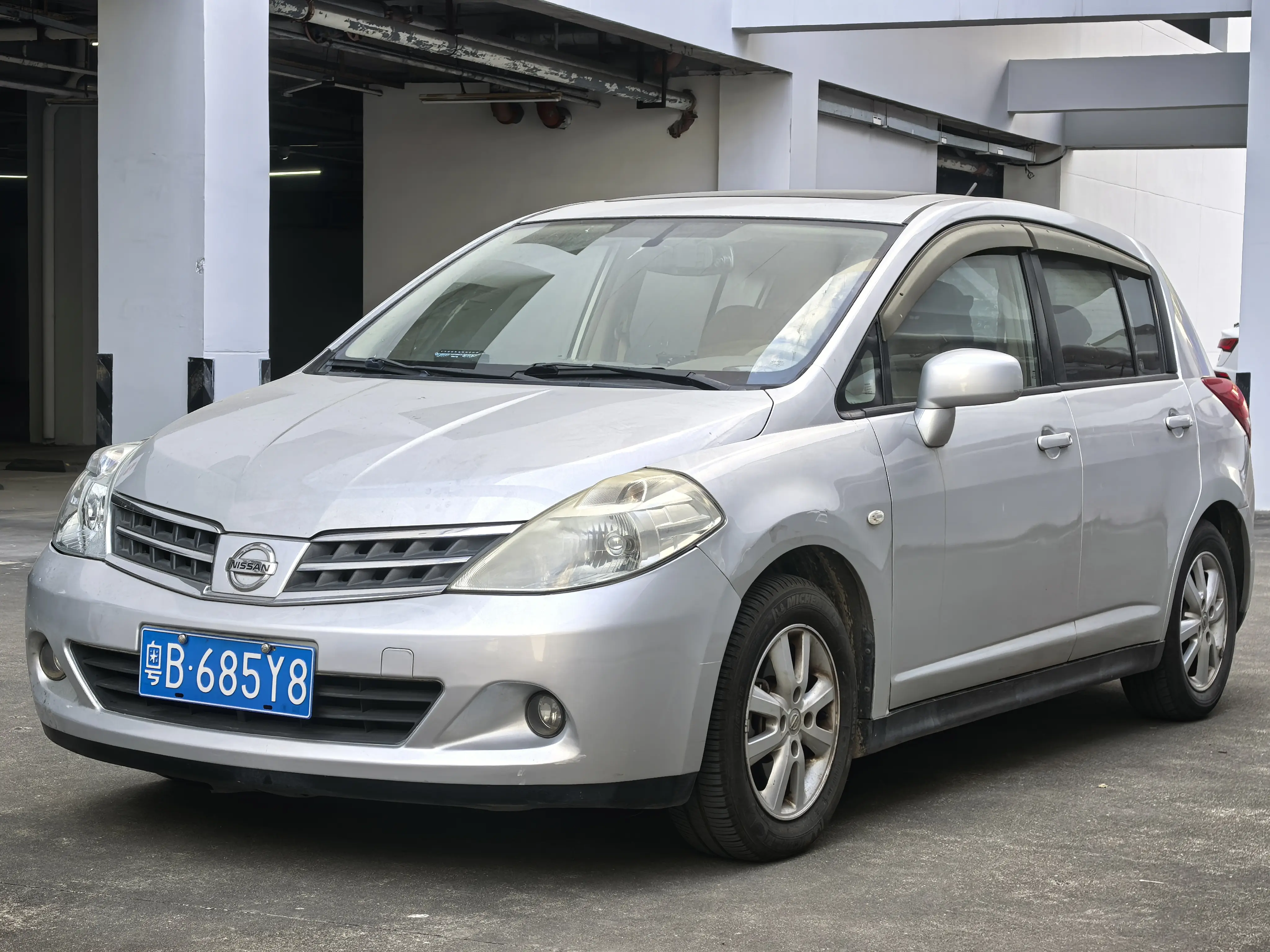 Nissan Tiida  из Китая