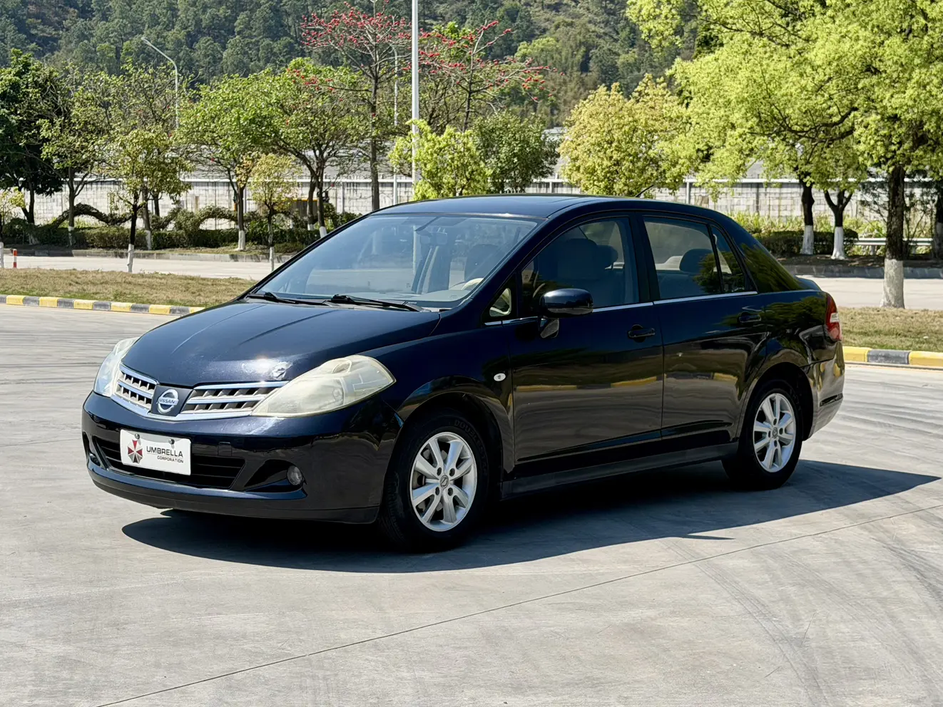 Nissan Tiida  из Китая