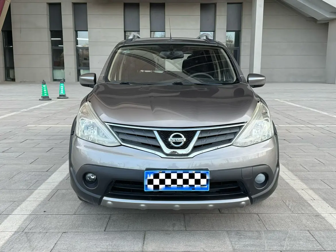 Nissan Li Wei  из Китая