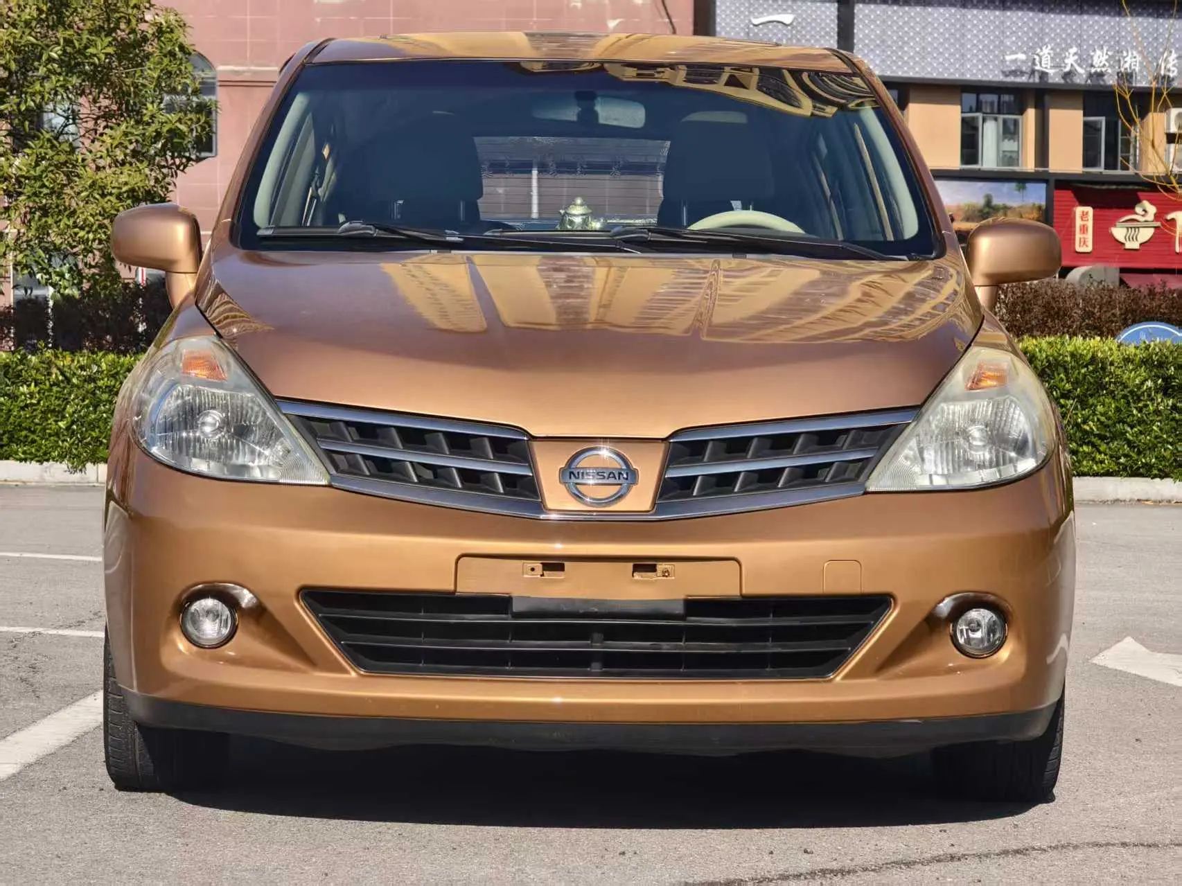 Nissan Tiida  из Китая