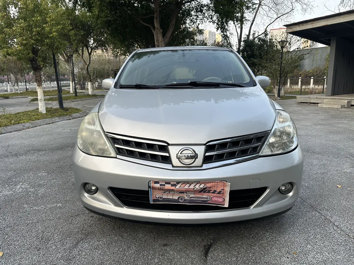 Nissan Tiida  из Китая