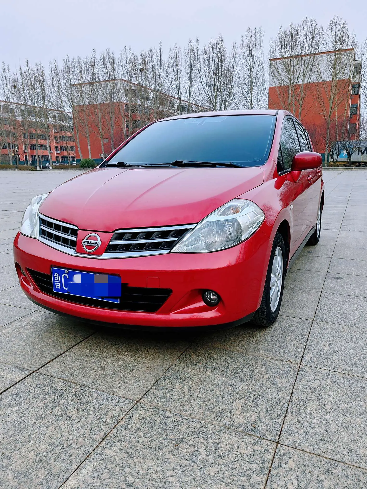 Nissan Tiida  из Китая