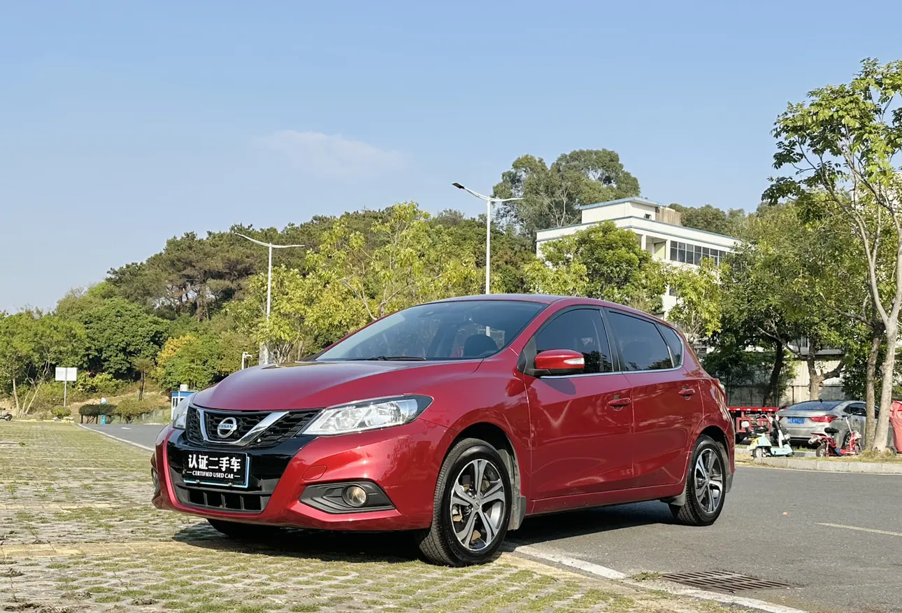 Nissan Tiida  из Китая