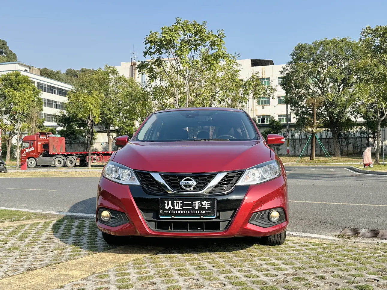 Nissan Tiida  из Китая