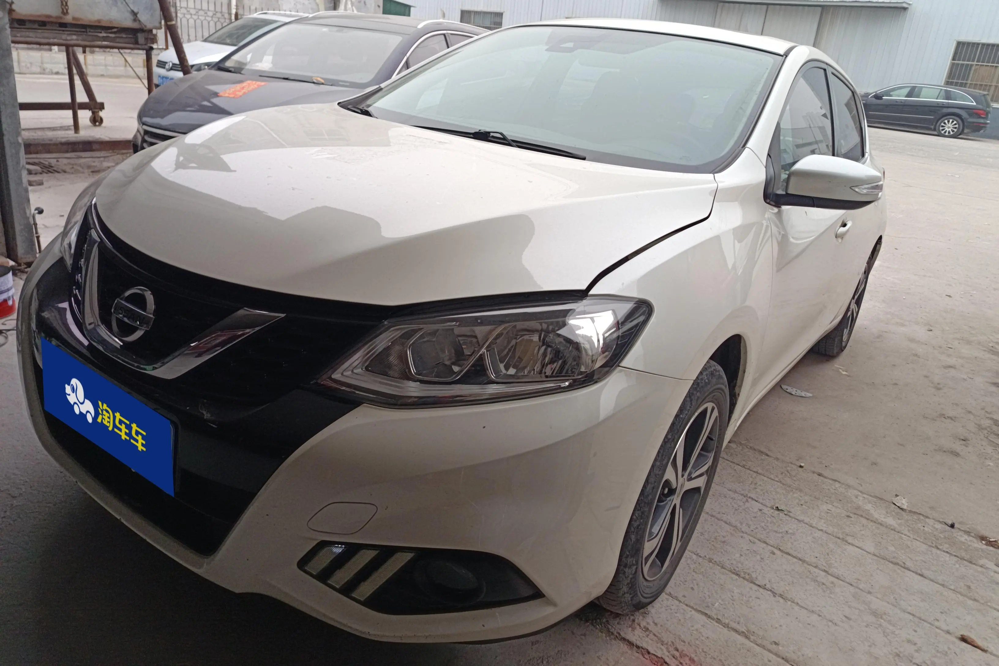 Nissan Tiida  из Китая