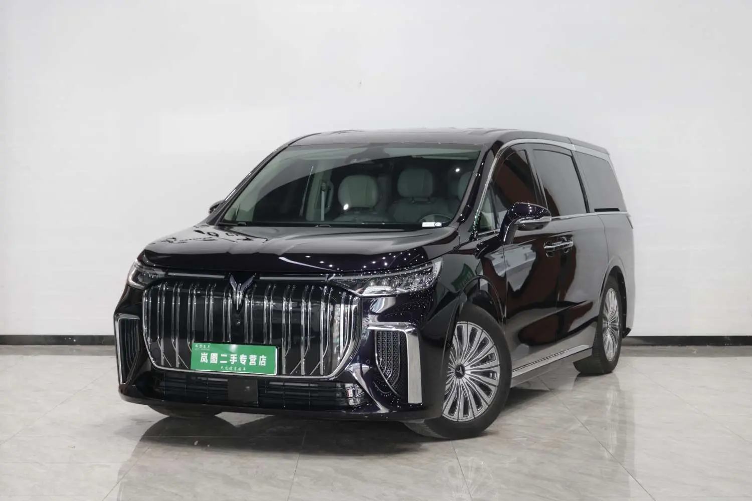 Voyah Lantu Dreamer EV  из Китая