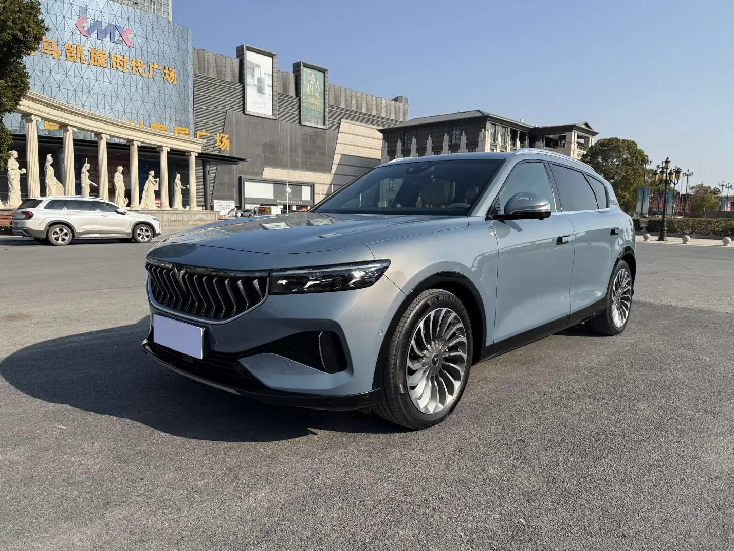 Voyah Lantu FREE  из Китая