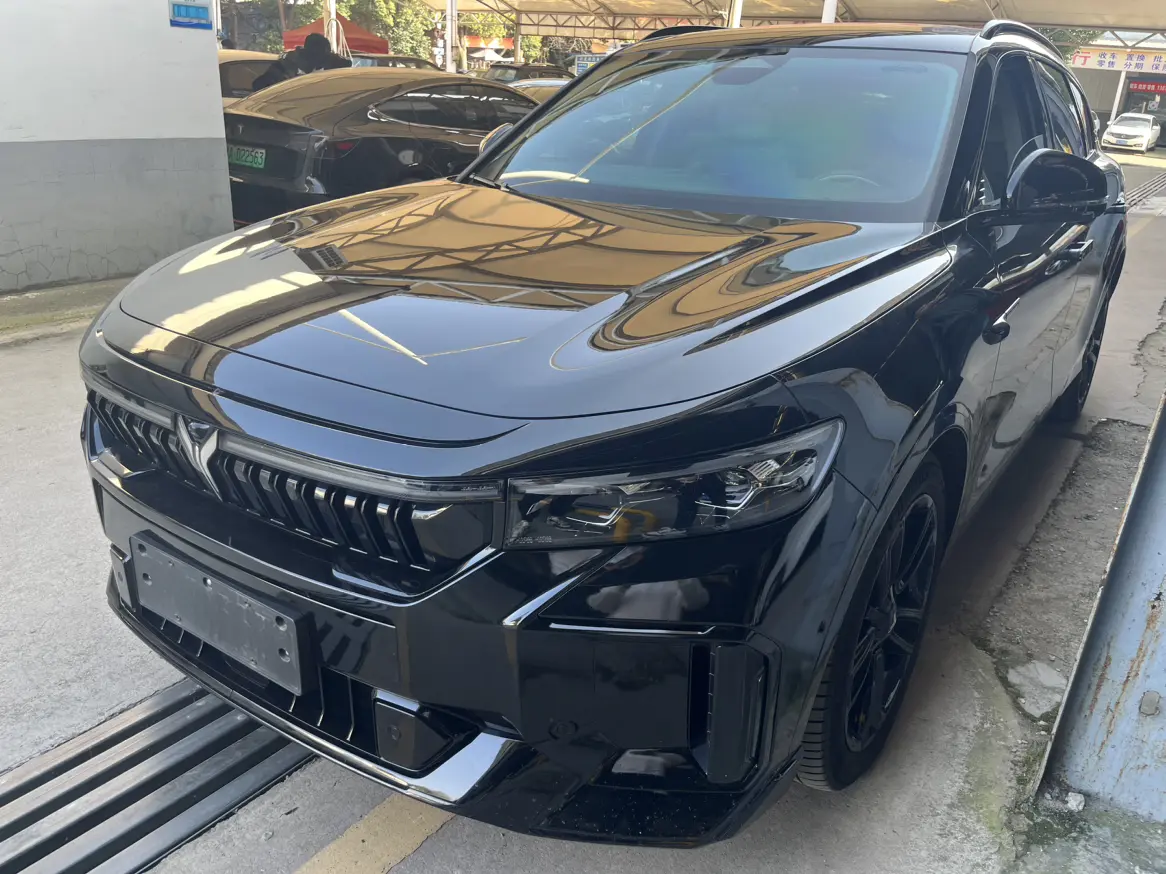 Voyah Lantu FREE  из Китая