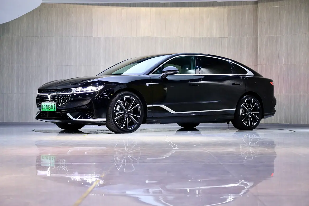 Voyah Passion PHEV  из Китая