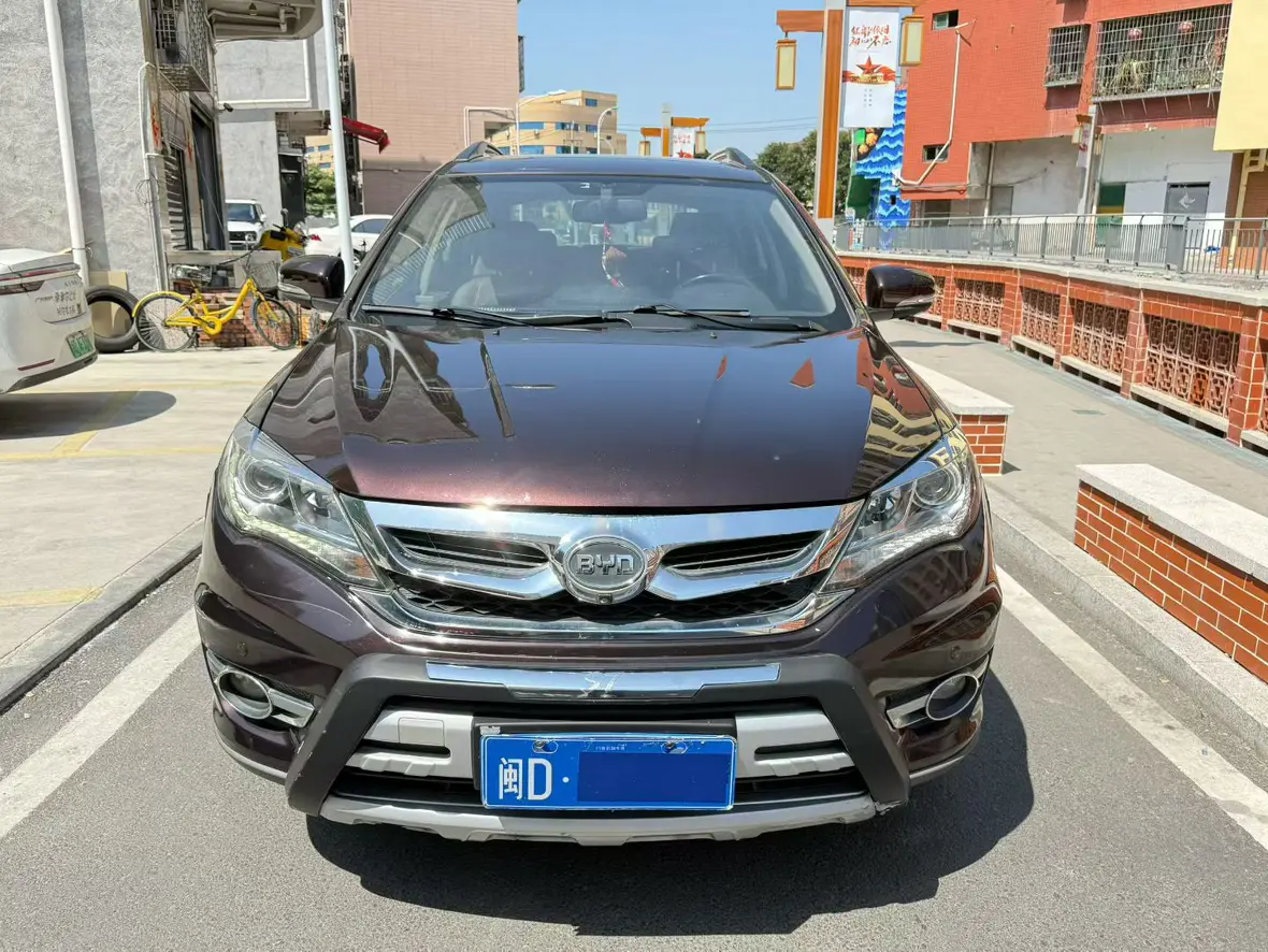 BYD S7  из Китая