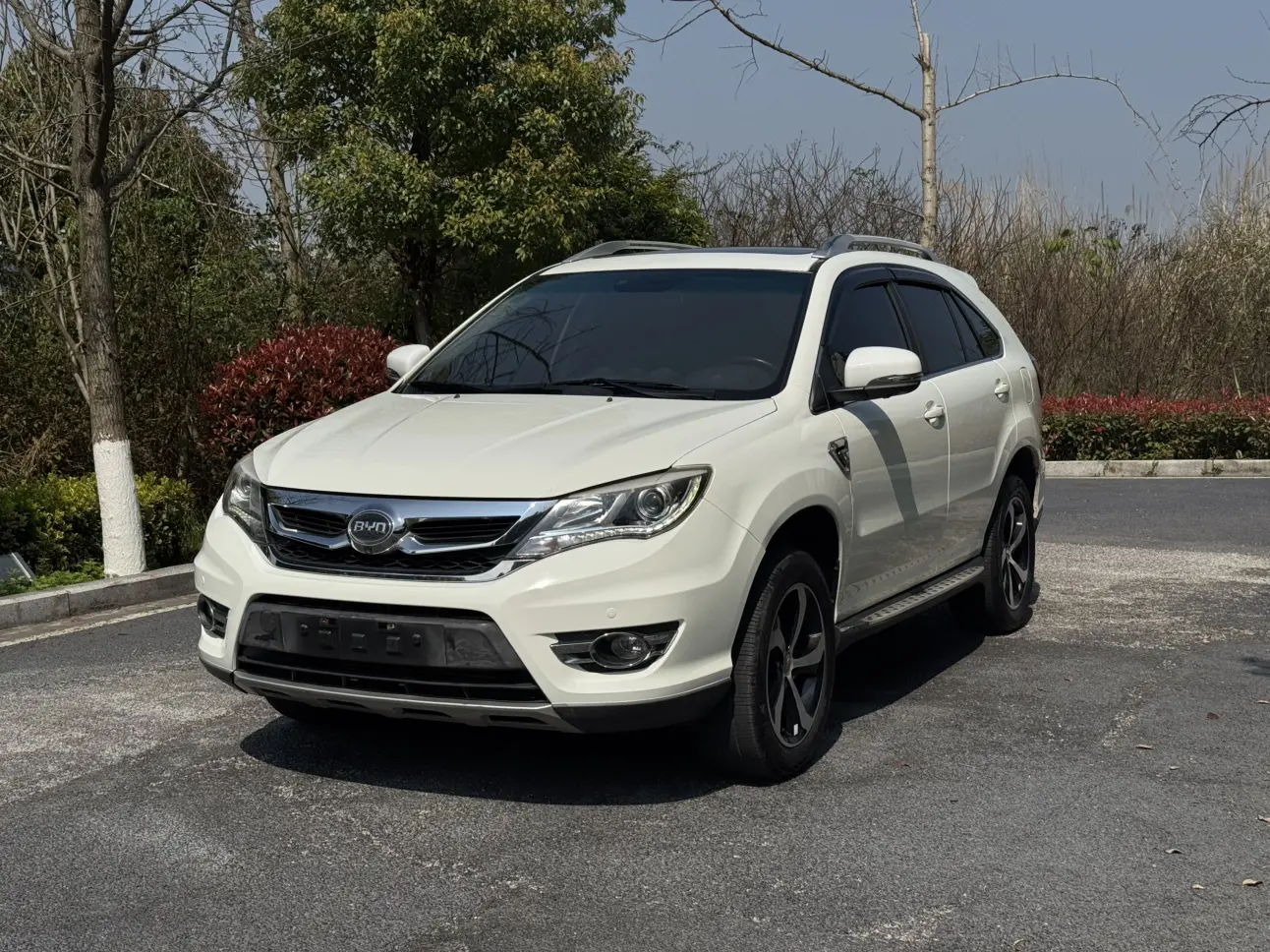 BYD S7  из Китая