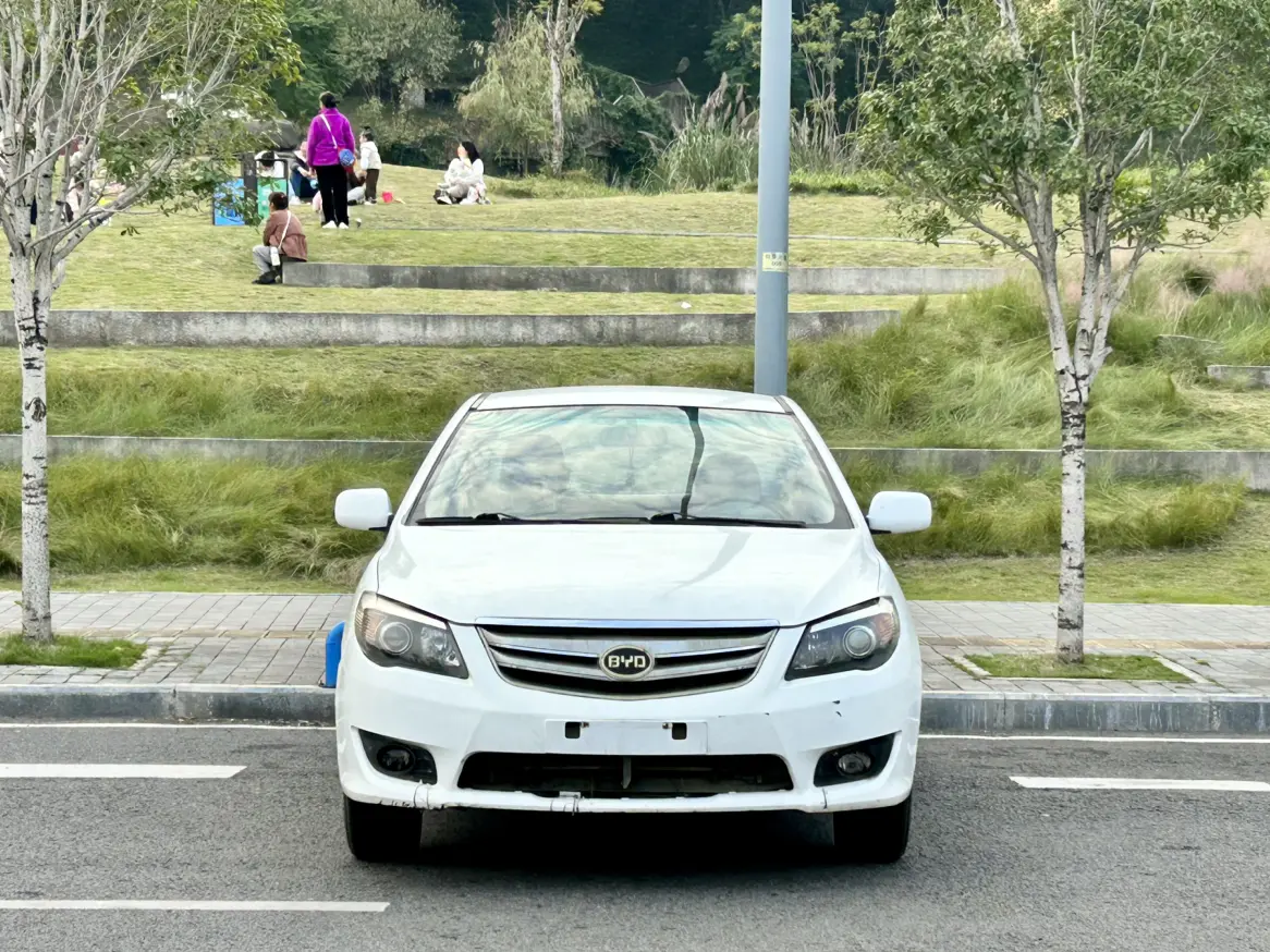 BYD L3  из Китая