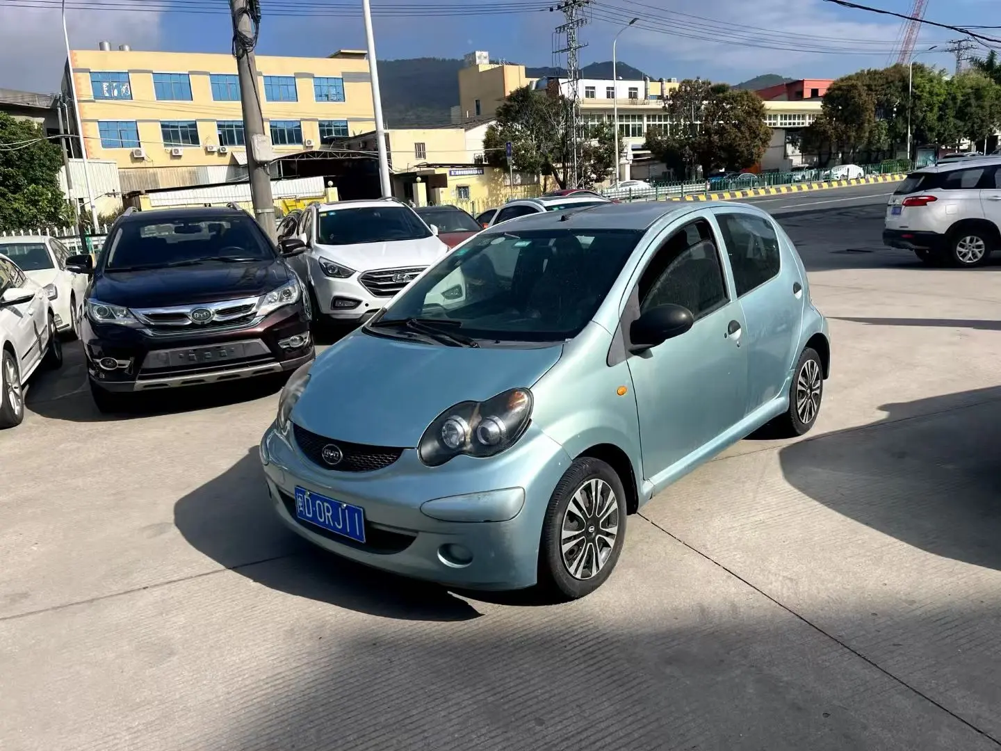 BYD F0  из Китая