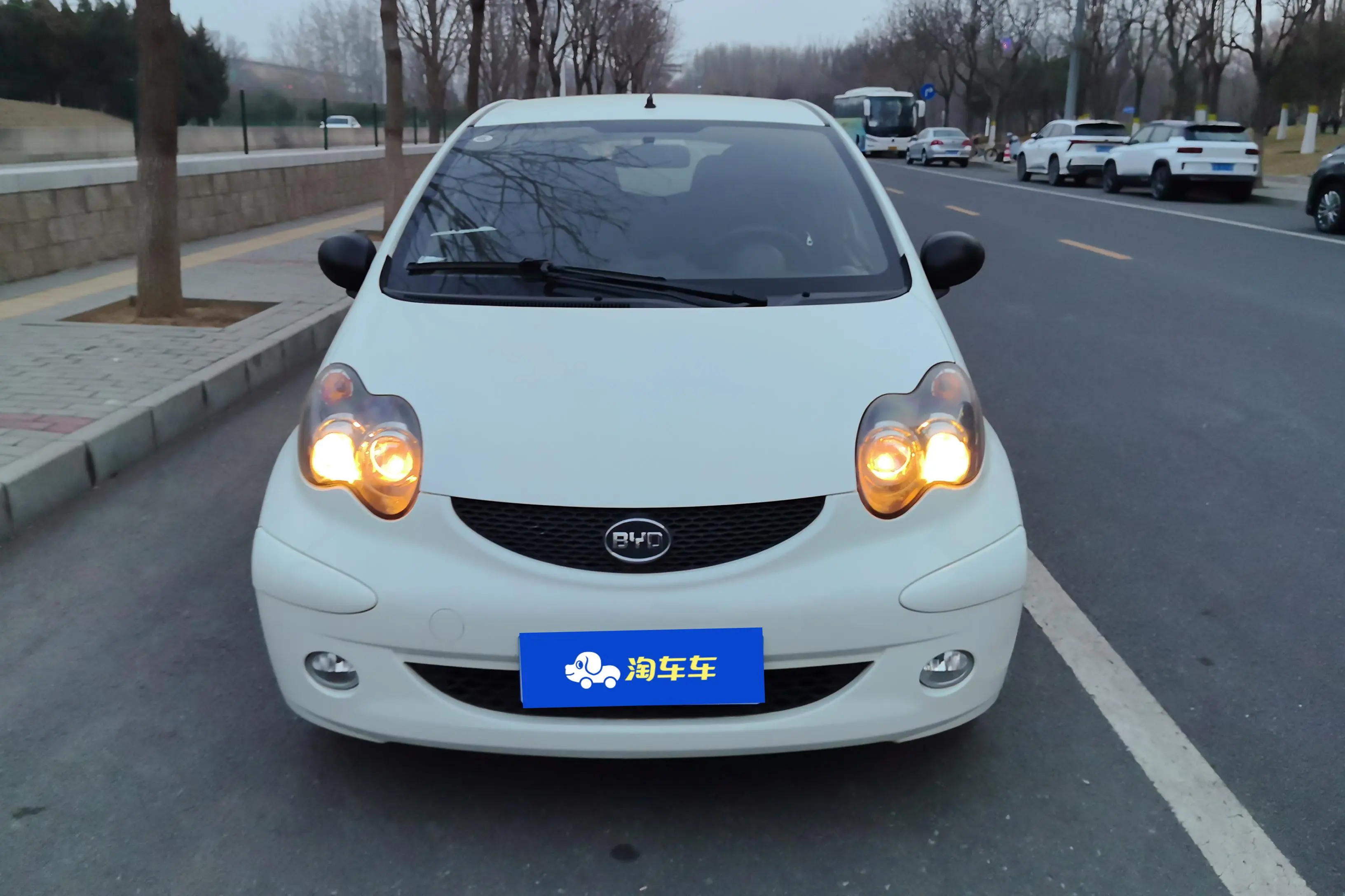 BYD F0  из Китая