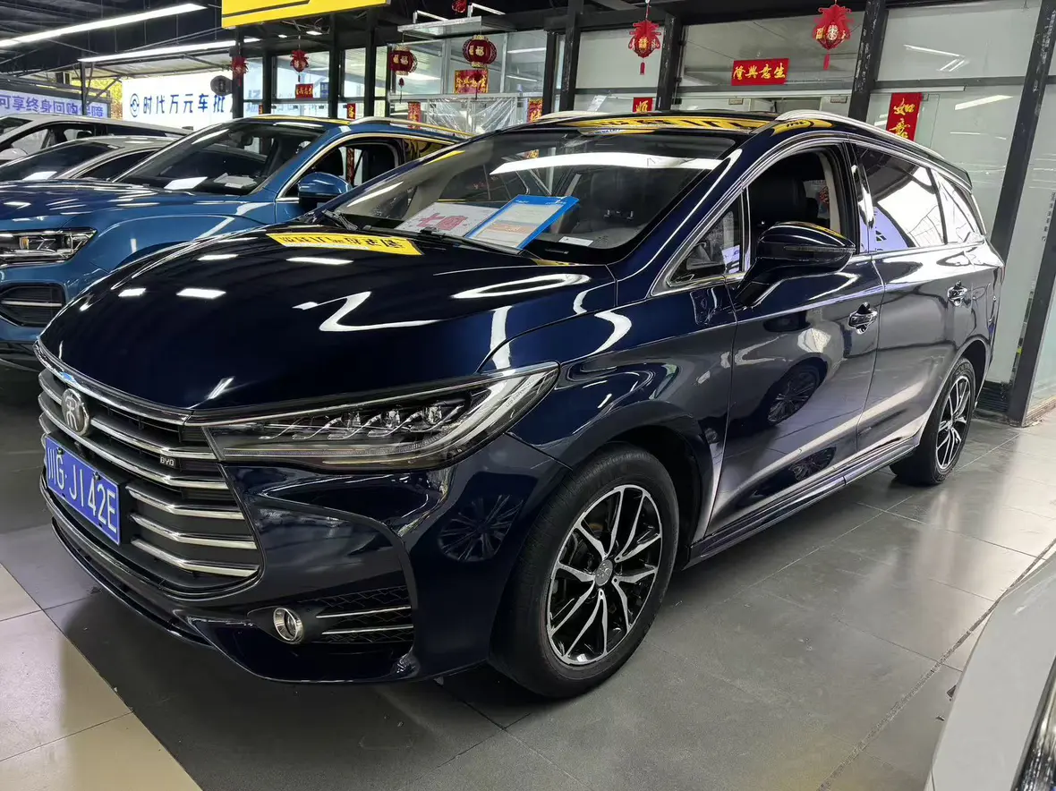 BYD Song MAX  из Китая