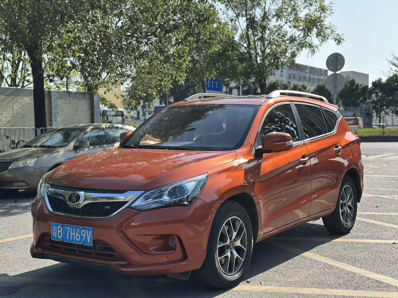 BYD Song