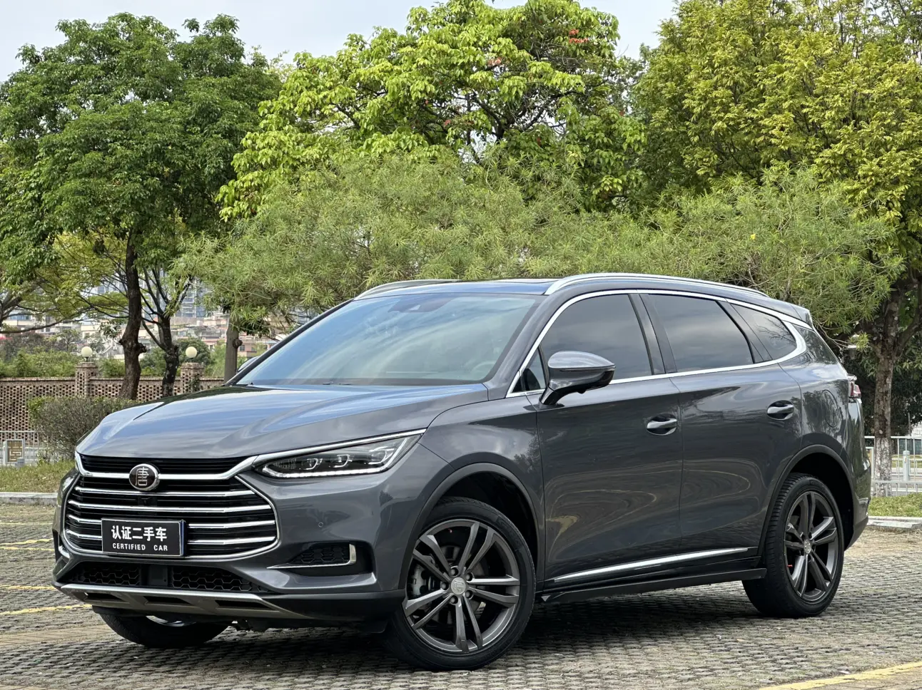 BYD Tang