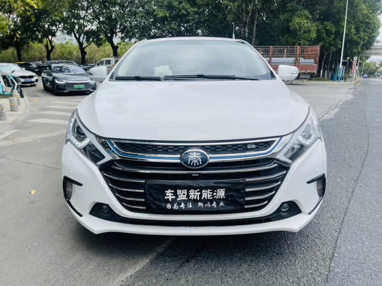 BYD Qin DM  из Китая