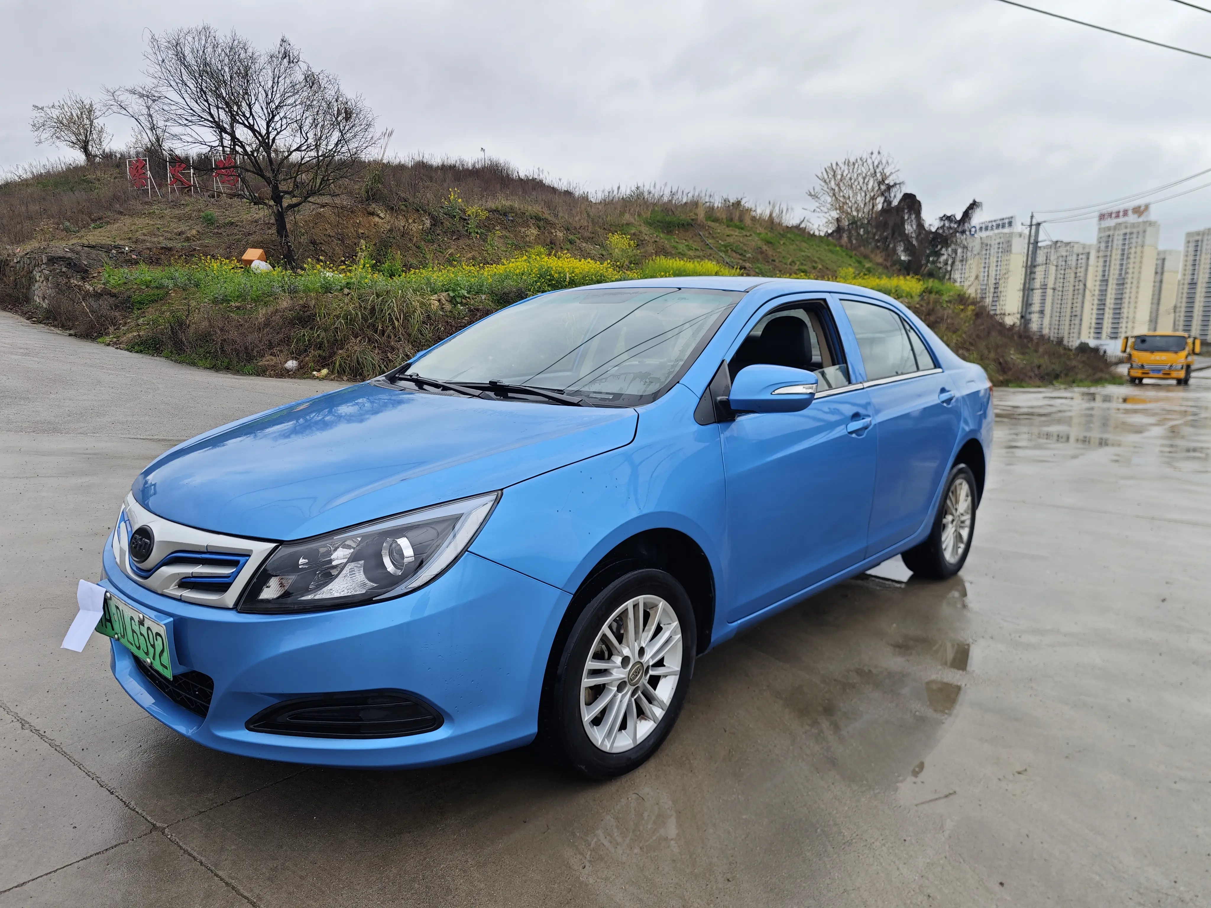 BYD e5  из Китая