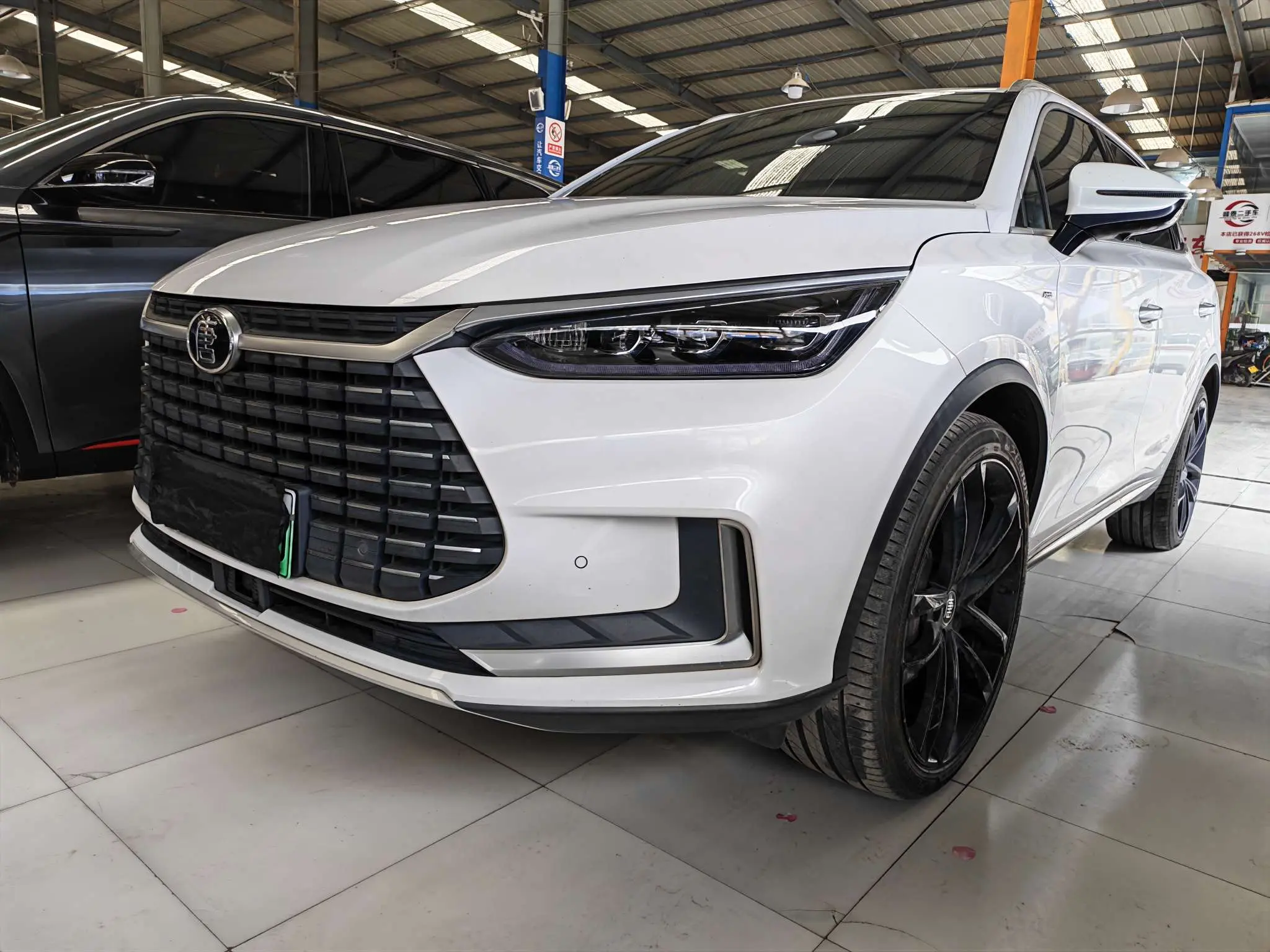 BYD Tang EV  из Китая