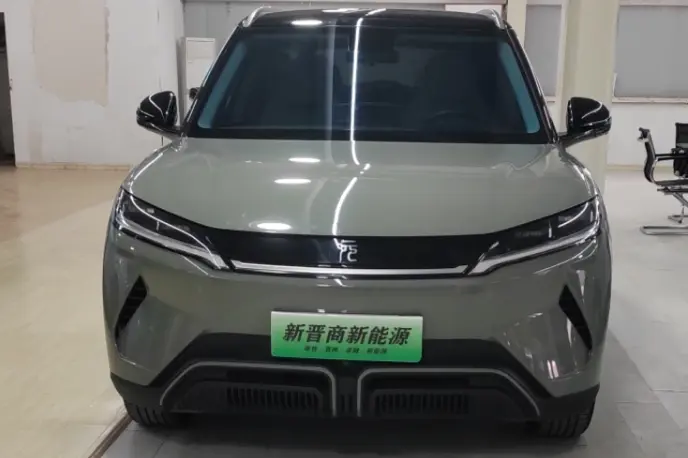 BYD Yuan UP  из Китая