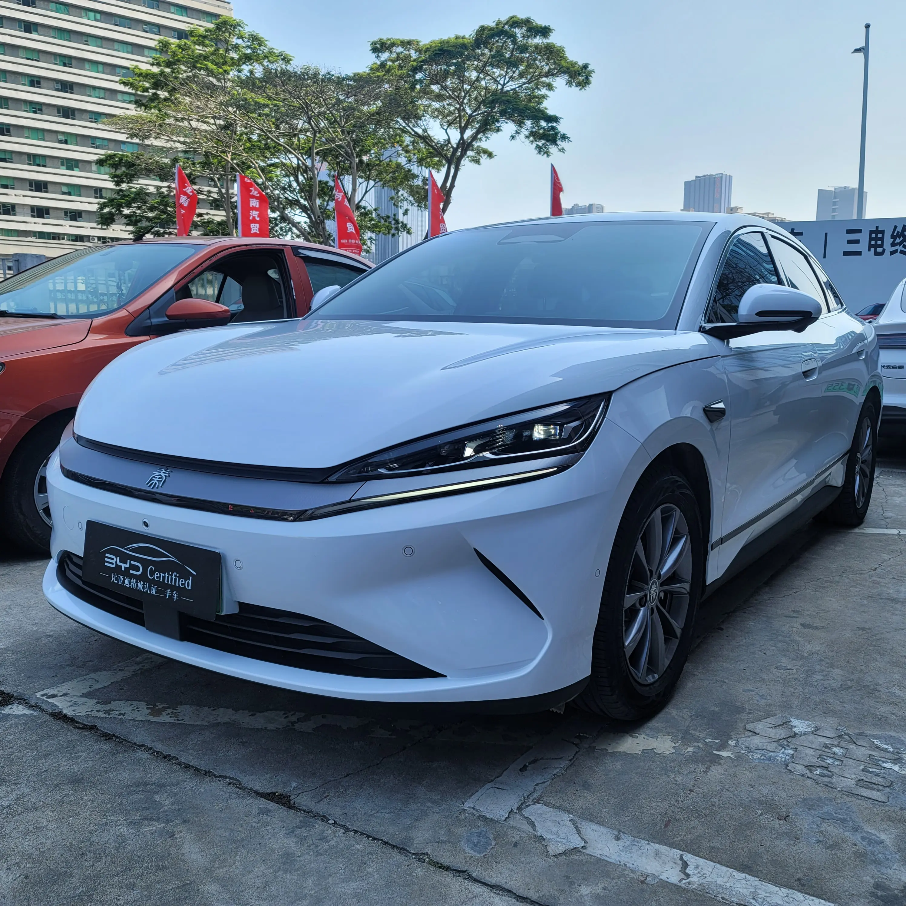 BYD Qin L EV