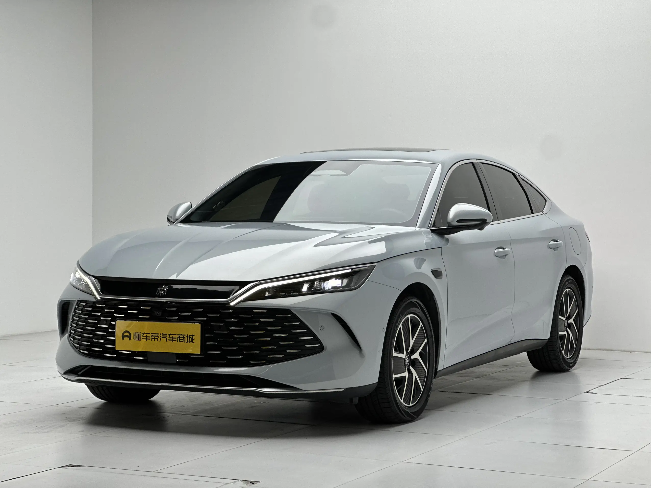 BYD Qin L DM