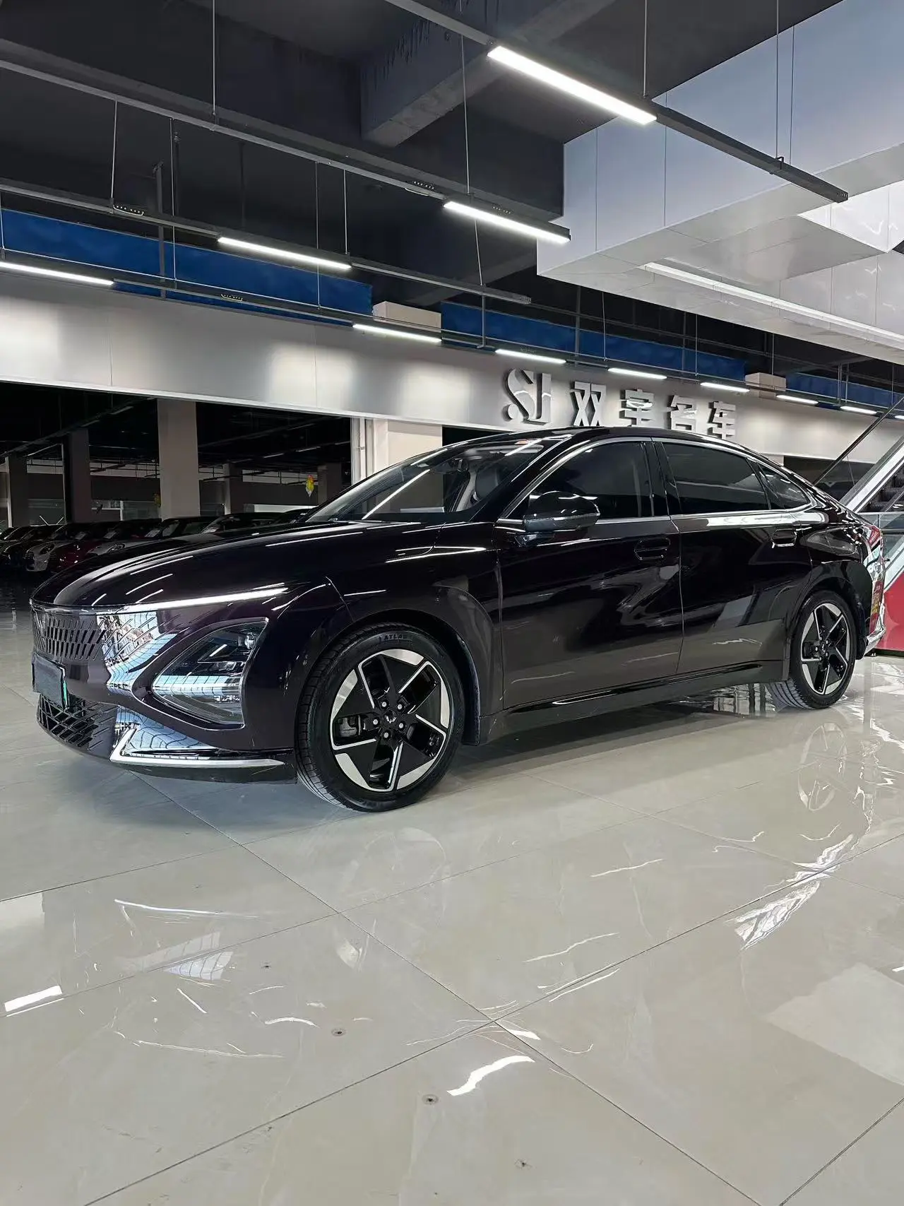 Wuling Starlight PHEV
