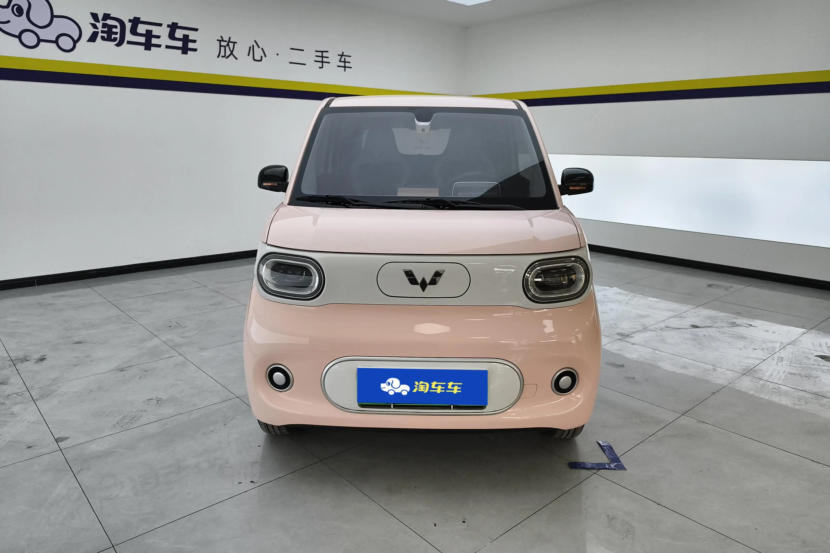 Wuling Hongguang MINIEV  из Китая