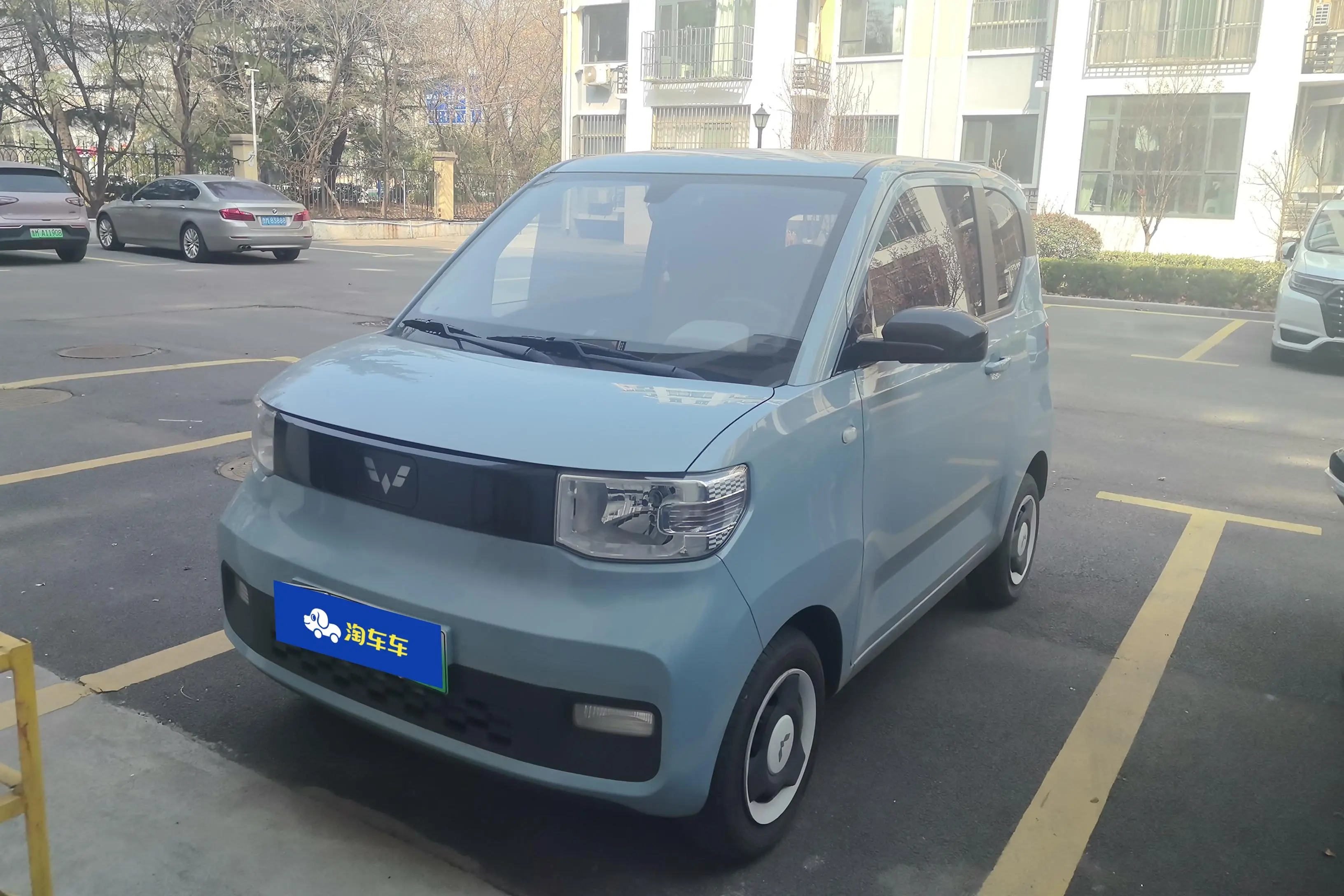 Wuling Hongguang MINIEV  из Китая