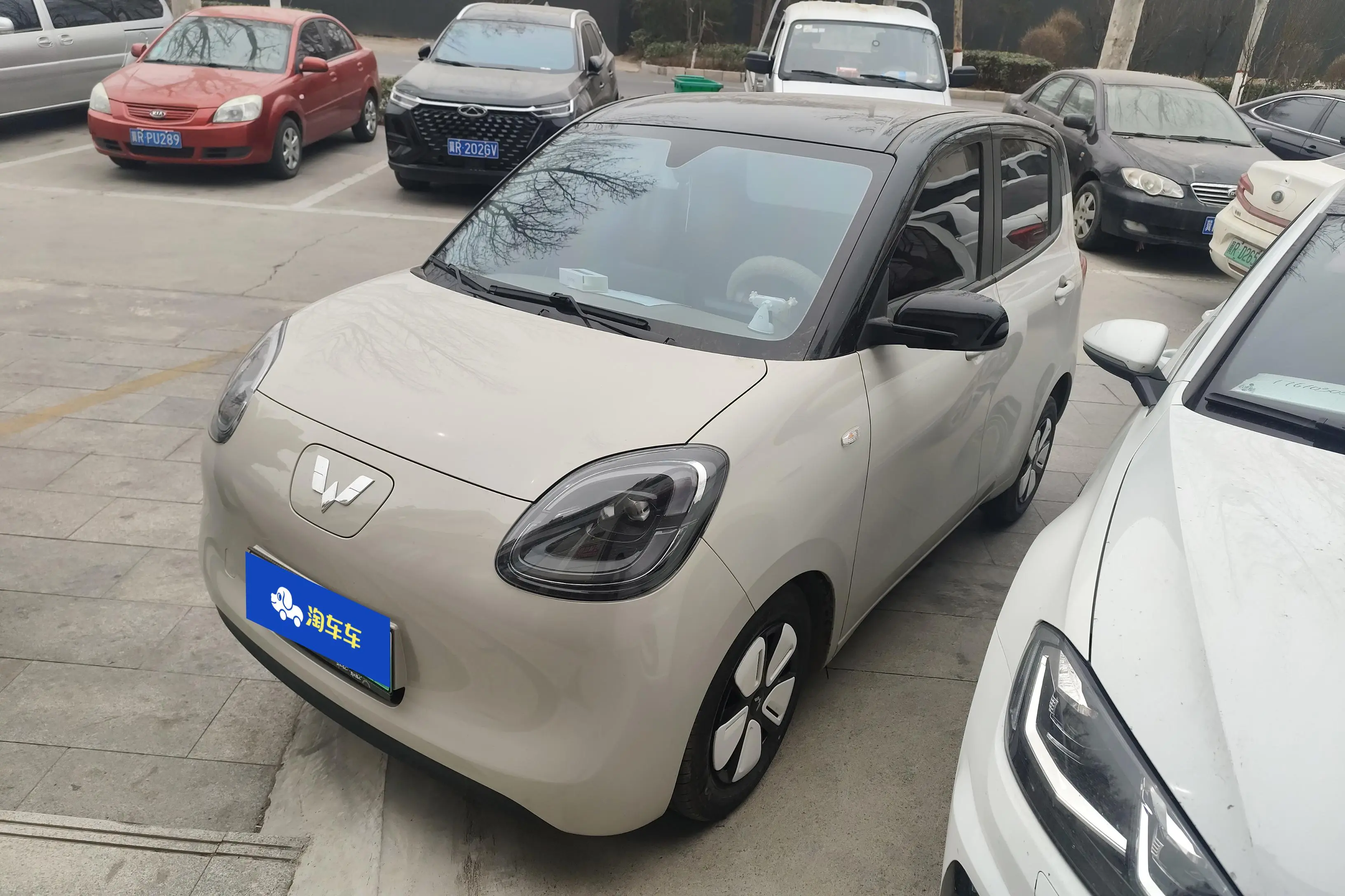 Wuling Hongguang MINIEV  из Китая